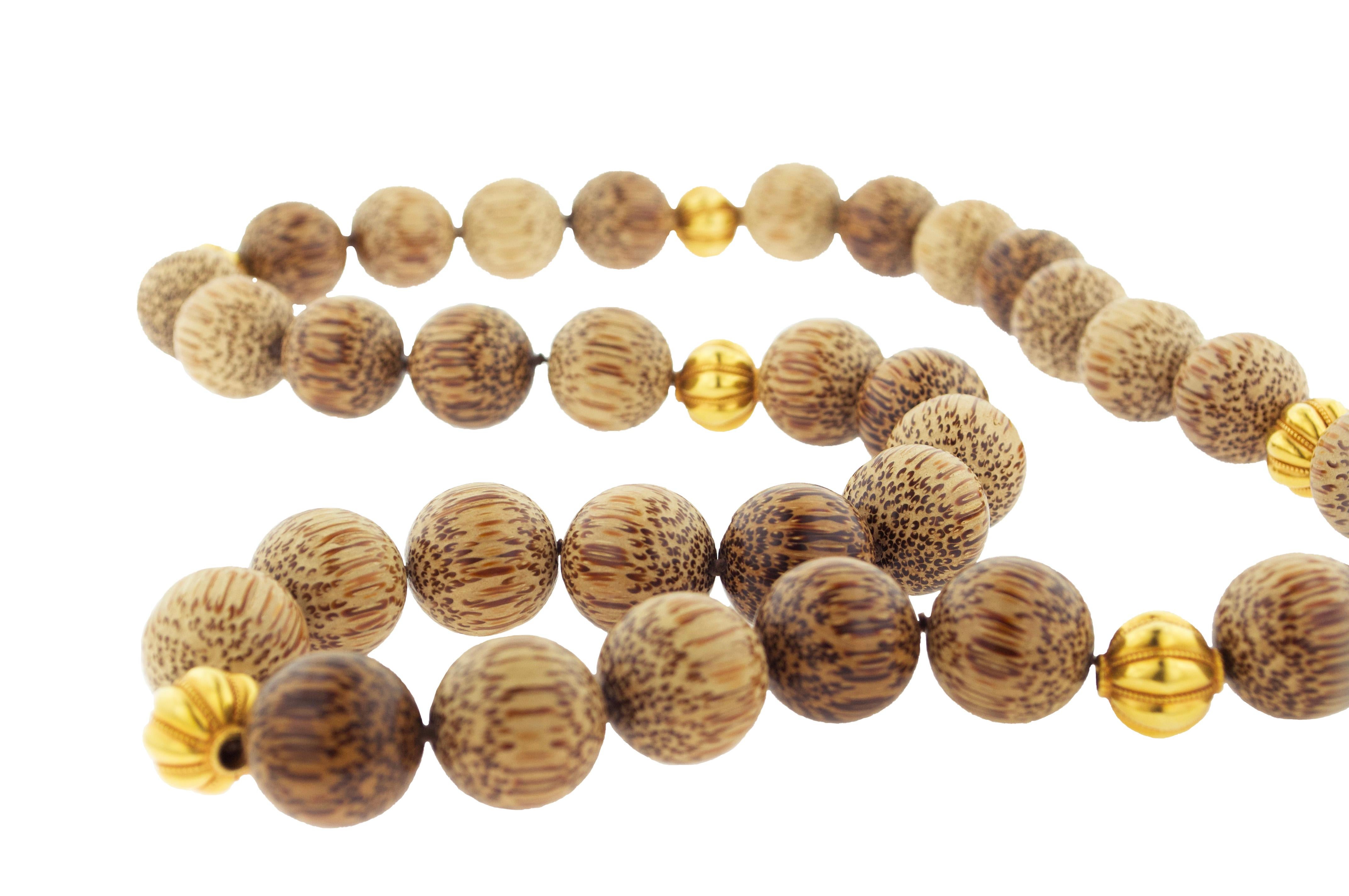 Red Palm Wood and Gold Bead Necklace In Excellent Condition For Sale In New York, NY