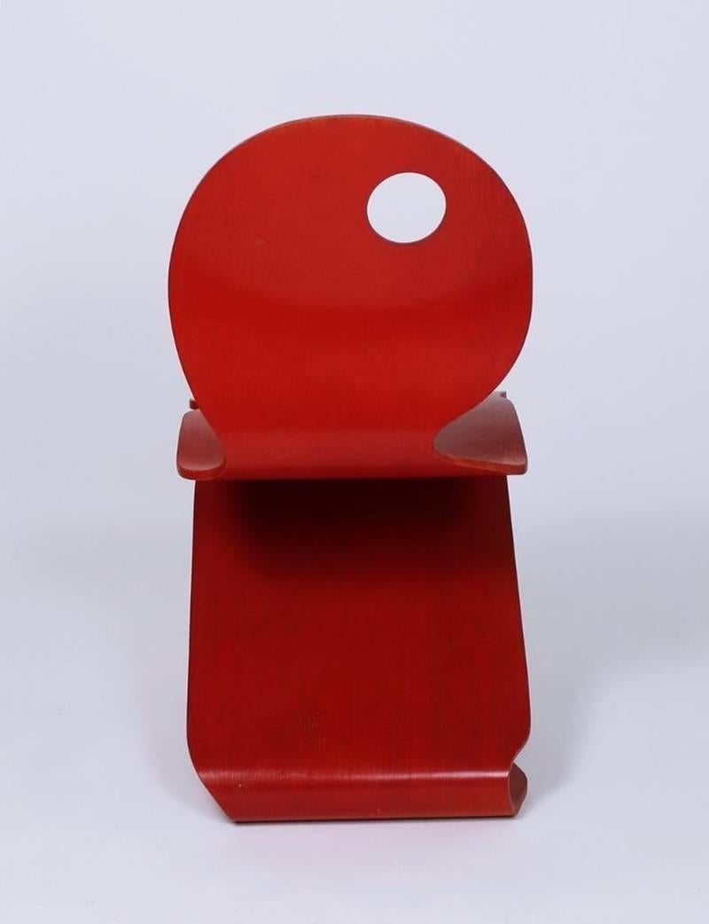 Red Pantonic Molded Plywood Side Chair by Verner Panton for Studio Hag In Good Condition For Sale In Debrecen-Pallag, HU