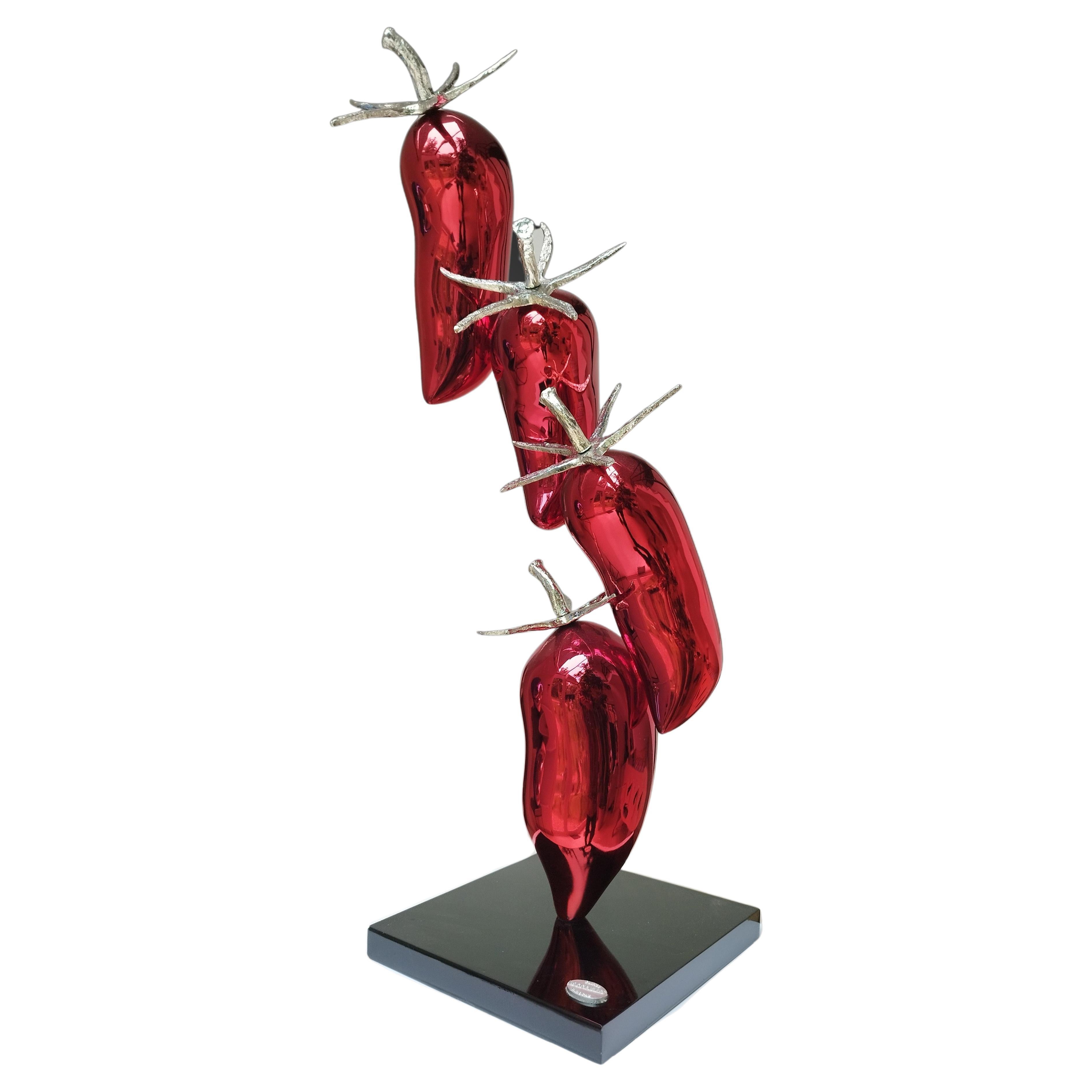 Bronze polychrome rouge poivrière de Patrick LAROCHE, designer de sculpteur