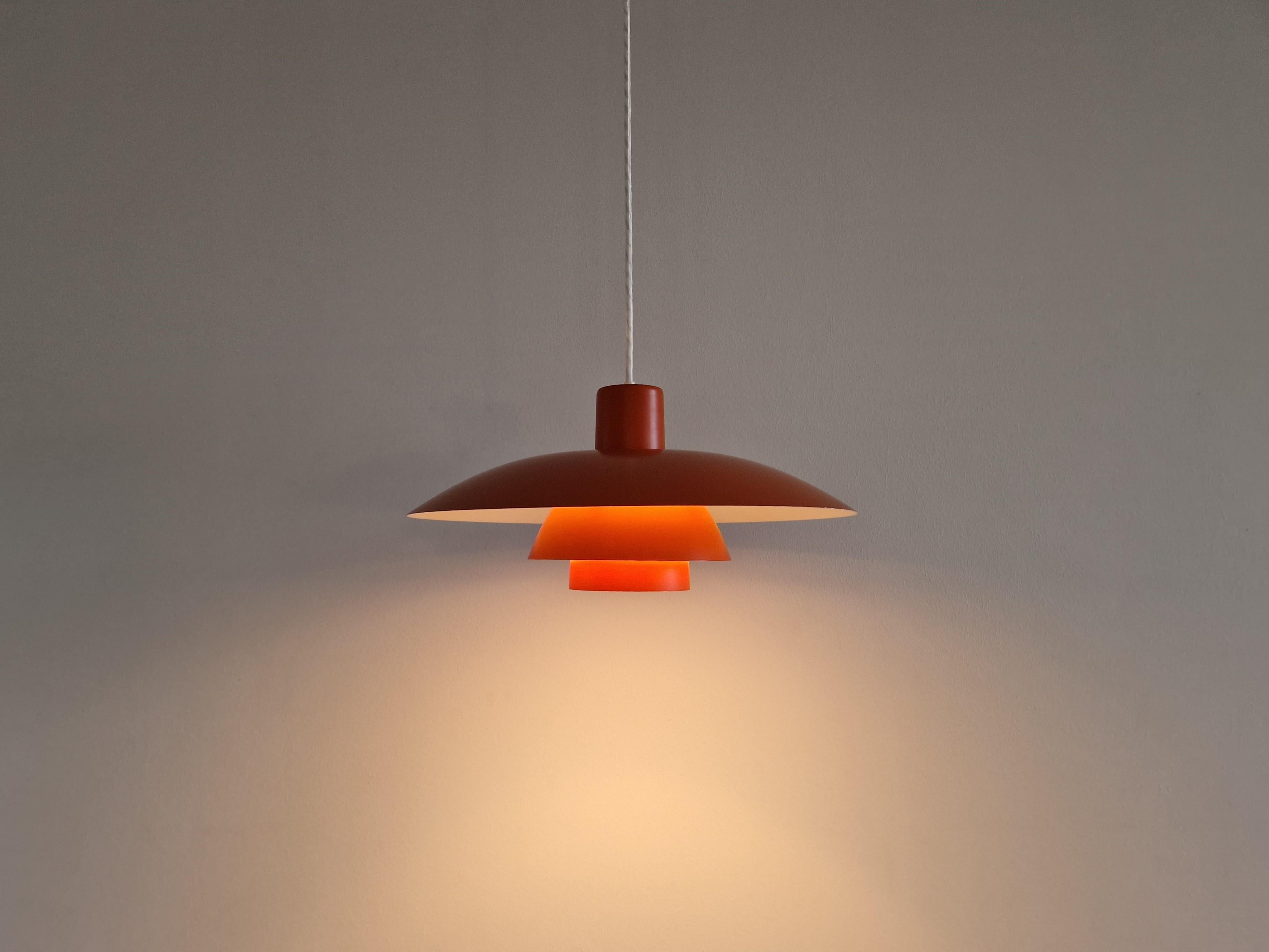 Métal Lampe  suspension PH 4/3 rouge de Poul Henningsen pour Louis Poulsen, Danemark, annes 1960