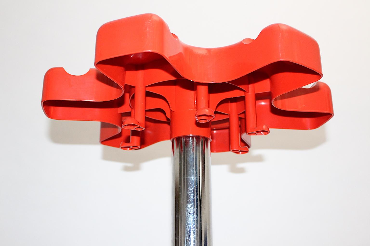 Space Age Red Plastic Metal Vintage Coat Stand by Roberto Lucchi and Paolo Orlandini 1970s For Sale