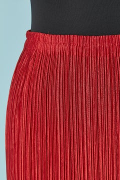 Roter plissierter Rock ISSEY MIYAKE