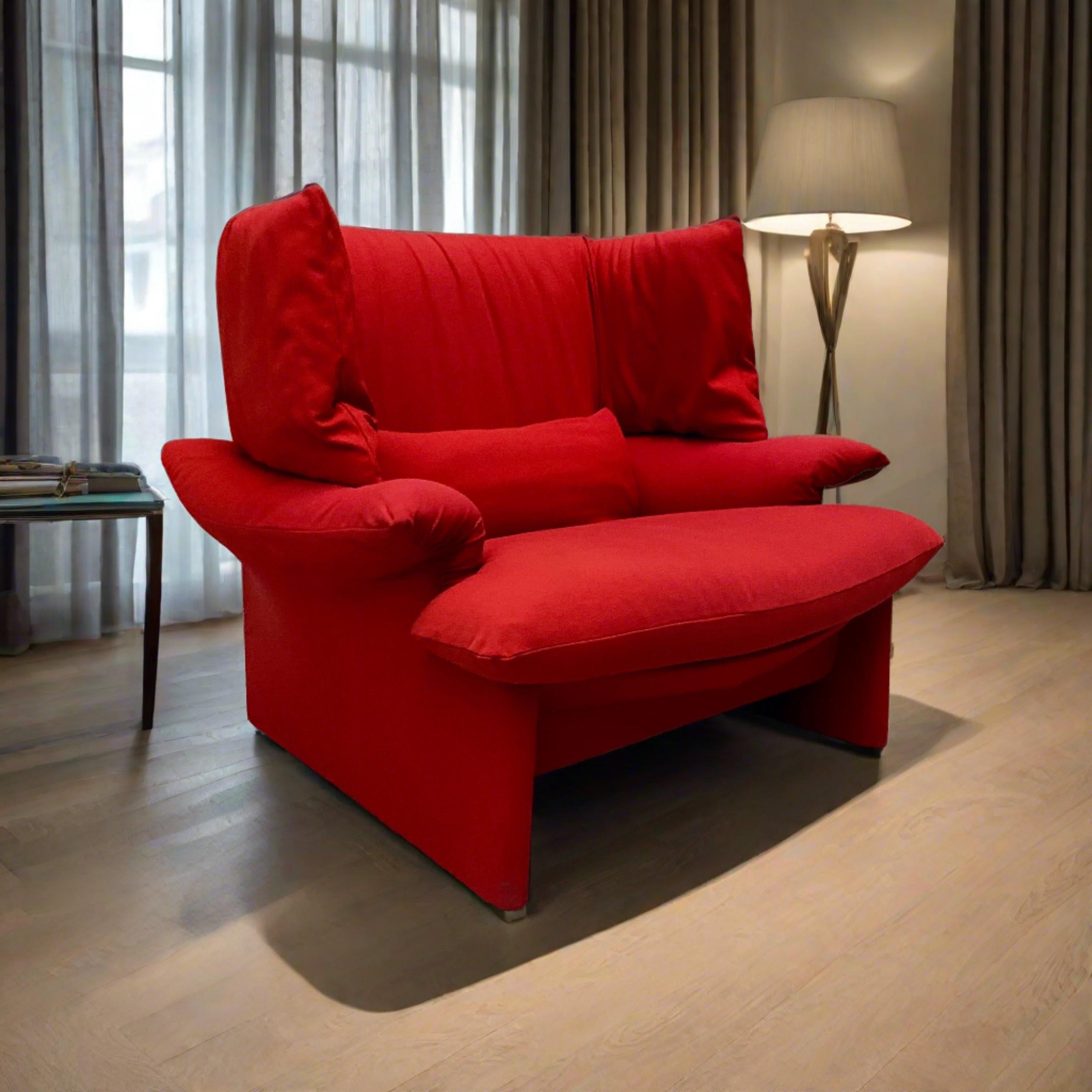 italien Fauteuil de salon Wingback rouge « Poltovenere » de Vico Magistretti pour Cassina, Italie en vente