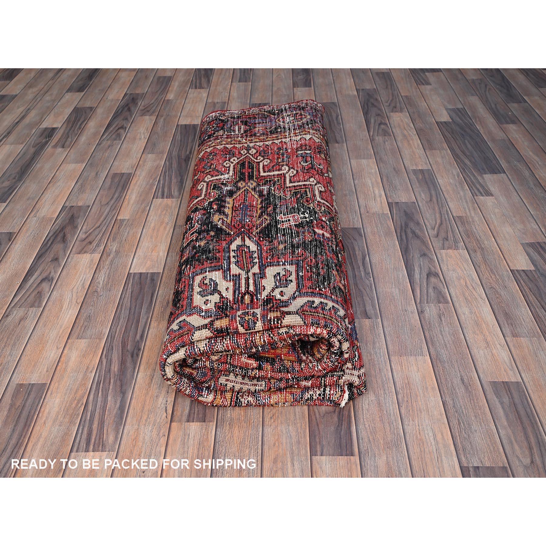 Red Pure Wool Hand Knotted Persian Vintage Heriz Excellent Cond Oriental Rug For Sale 5