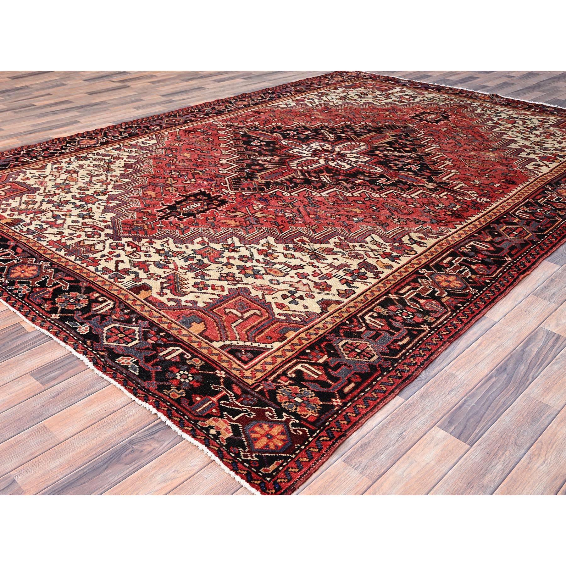 Red Pure Wool Hand Knotted Persian Vintage Heriz Excellent Cond Oriental Rug In Excellent Condition For Sale In Carlstadt, NJ