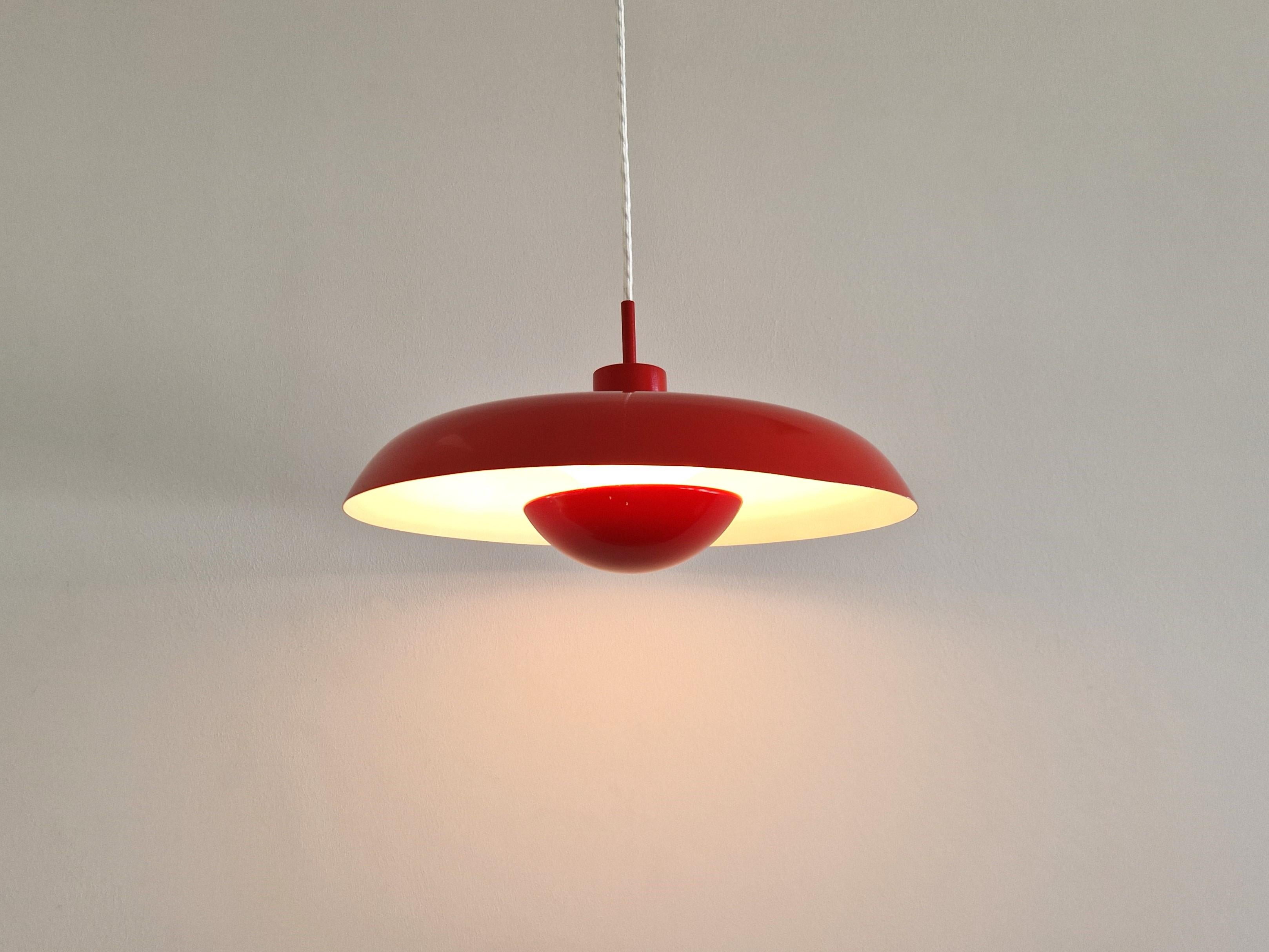 Red RA-40 pendant lamp by Piet Hein for Lyfa, Denmark 1960's In Good Condition For Sale In Steenwijk, NL