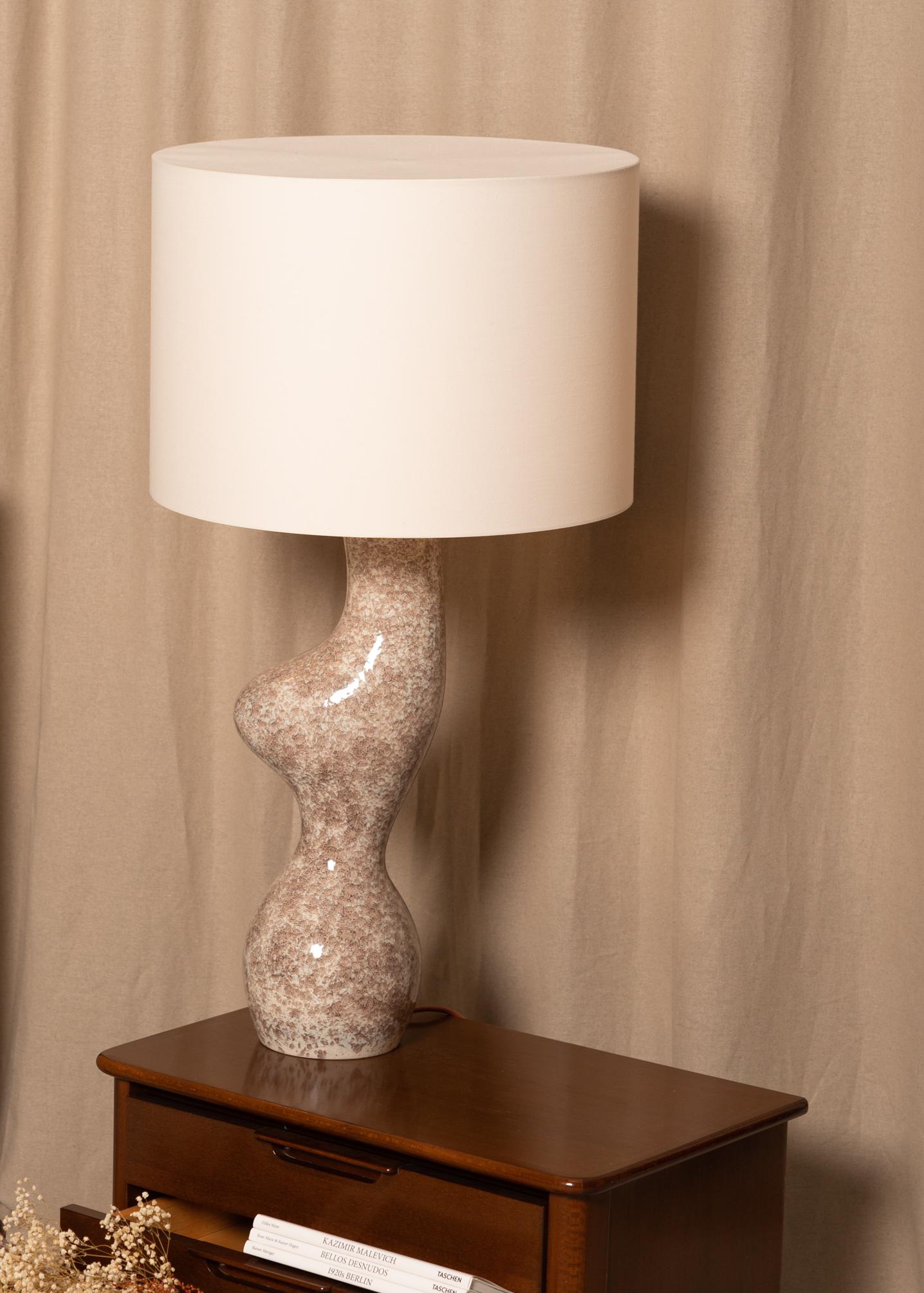 Other Red Reactive Ceramic Venuso Table Lamp by Simone & Marcel For Sale