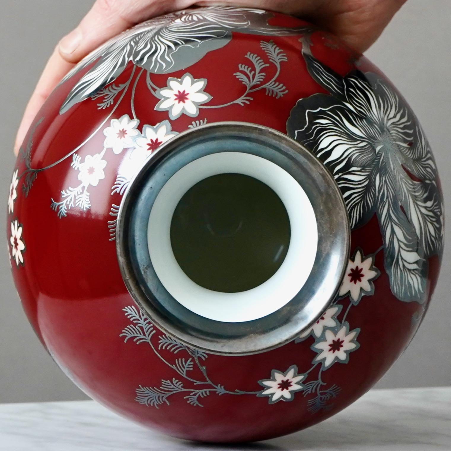 Red Rosenthal Art Deco Vase w. hand-painted Silver Overlay. Germany, 1936. In Good Condition For Sale In Malmö, SE