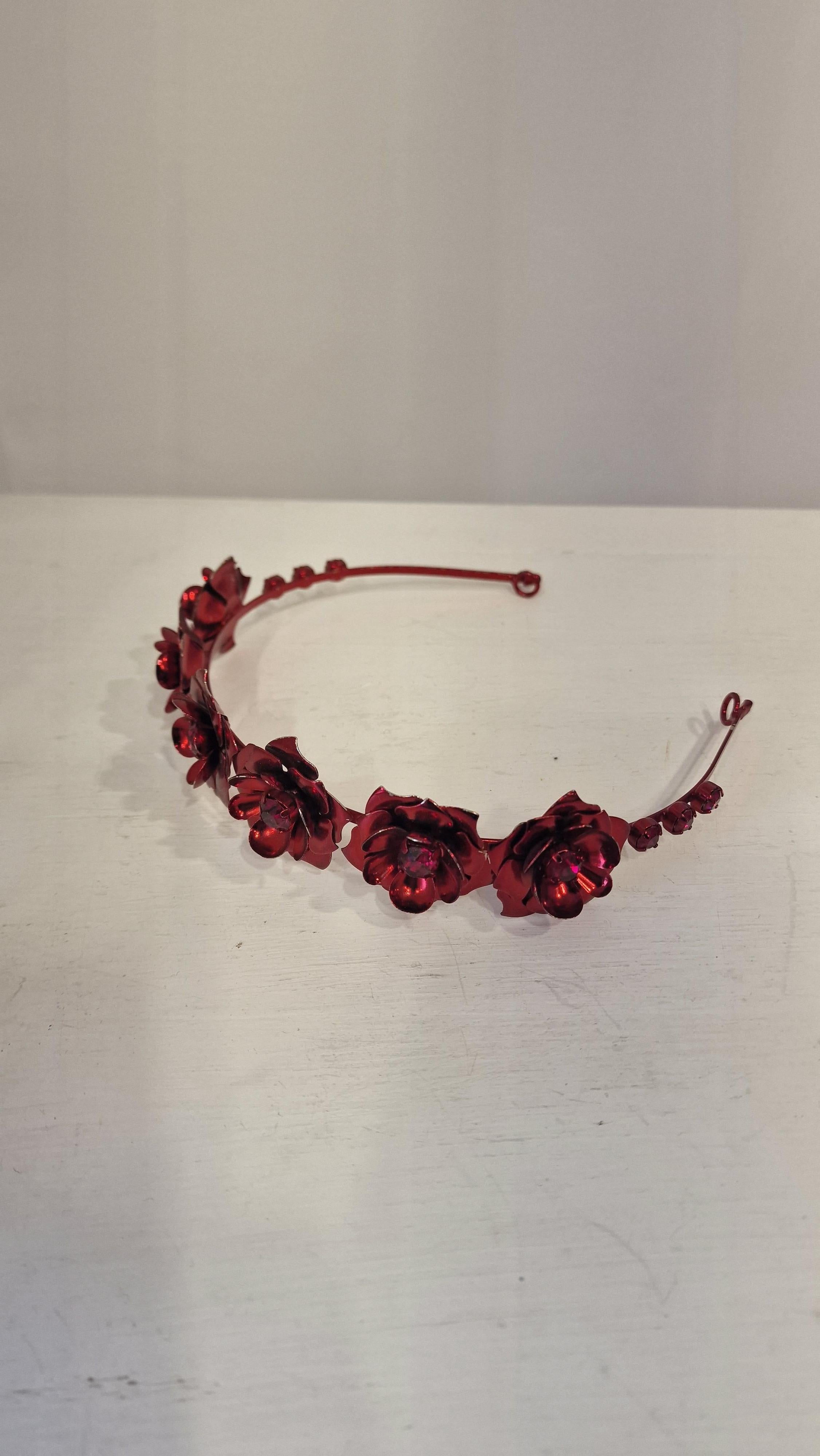 Red roses headband For Sale at 1stDibs