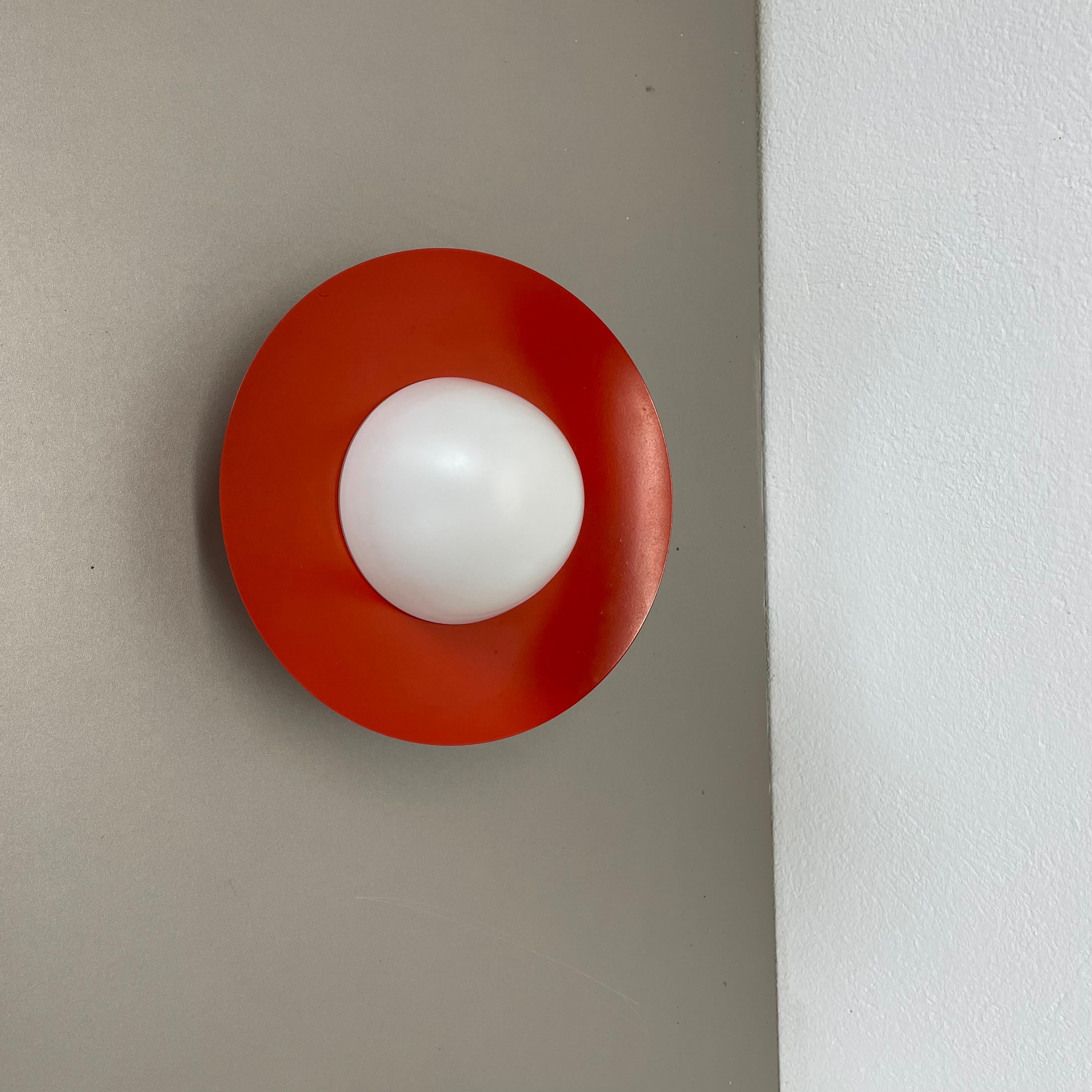 Red round 20cm Stilnovo Style Metal Opaline Glass Wall Light, Italy, 1960s For Sale 12