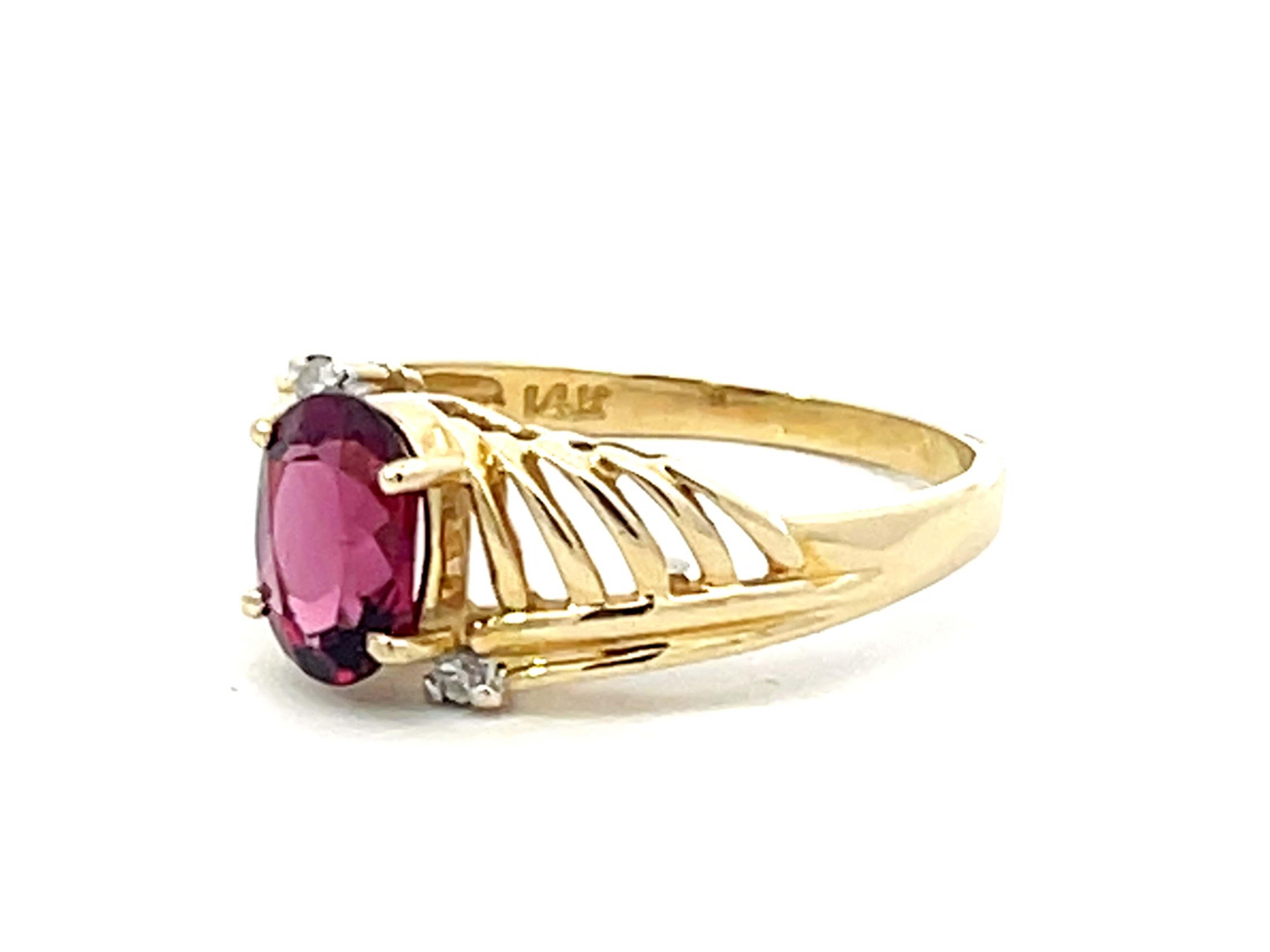 Retro Red Rubellite Garnet and Diamond Ring in 14k Yellow Gold For Sale