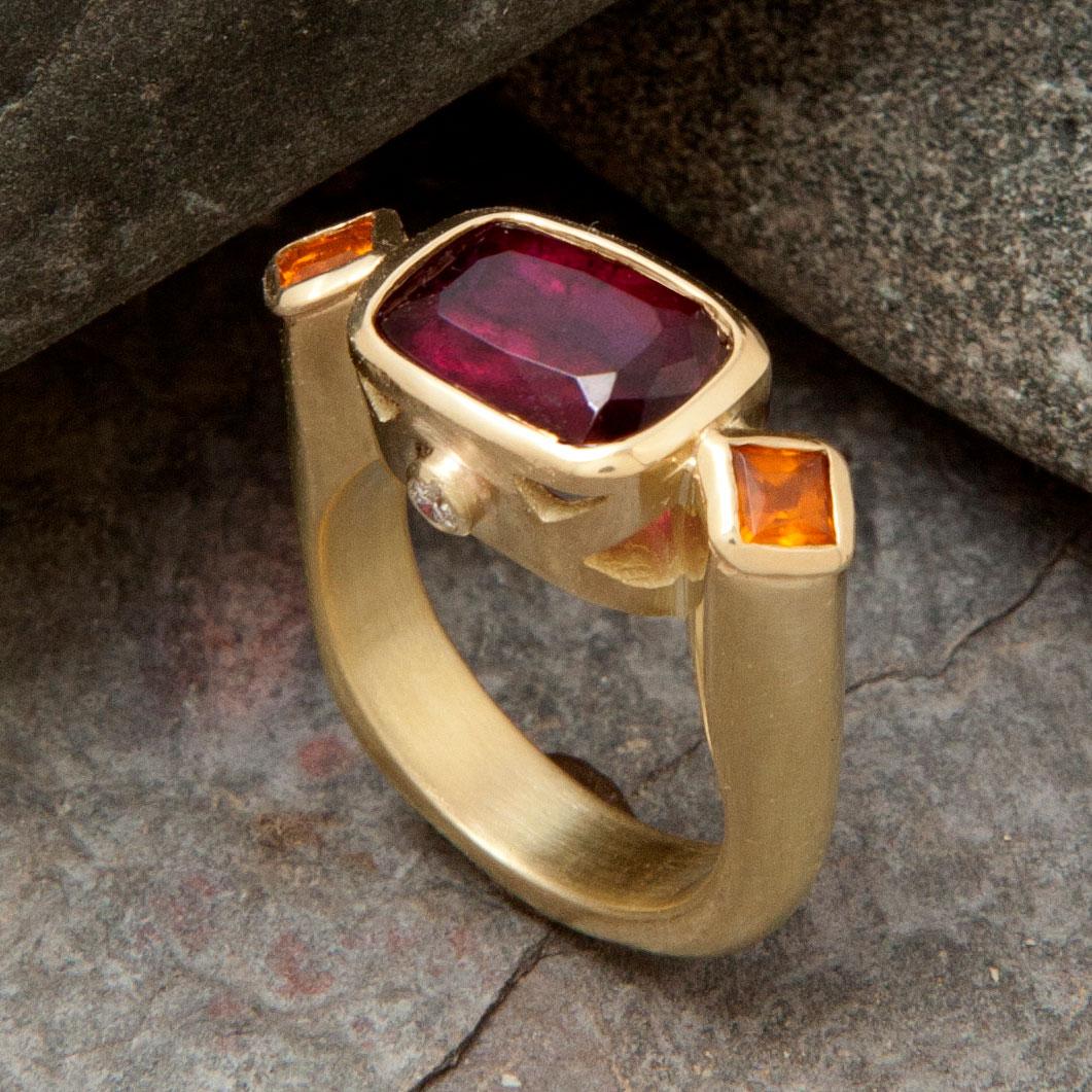 Red Rubellite Tourmaline and Spessartite Garnet Ring In New Condition For Sale In Santa Fe, NM
