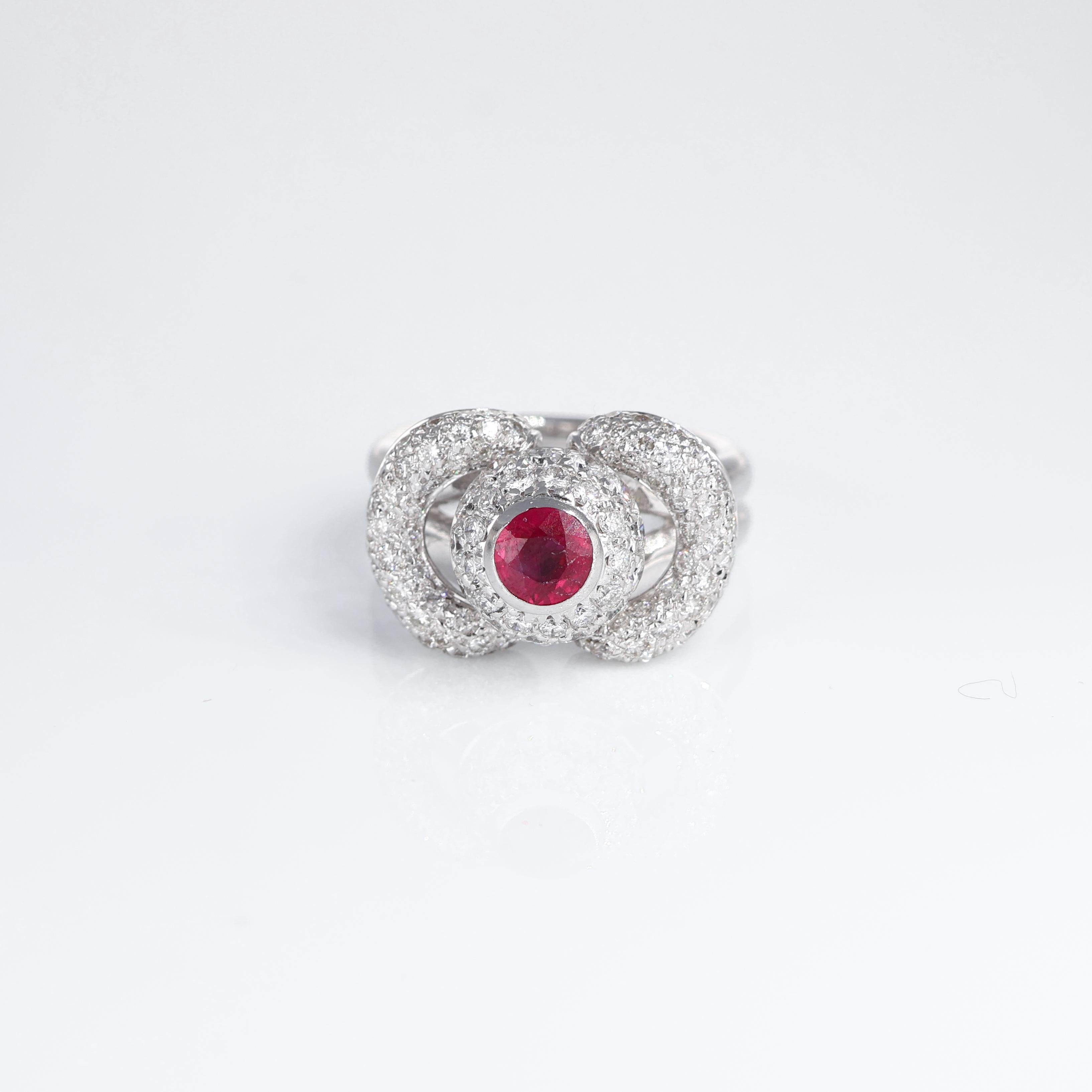 IMPORTANT NOTE:
✔ No additional costs will be added to this order.
✔ Shipping and customs duties are fully covered by us.
--------------------
A stunning blend of sophistication and innovation, this 18K white gold ring. At the center of the ring is