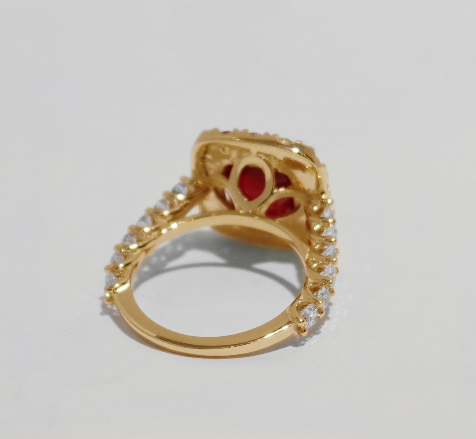Round Cut Red Ruby Ring with Diamonds in Yellow Gold  For Sale