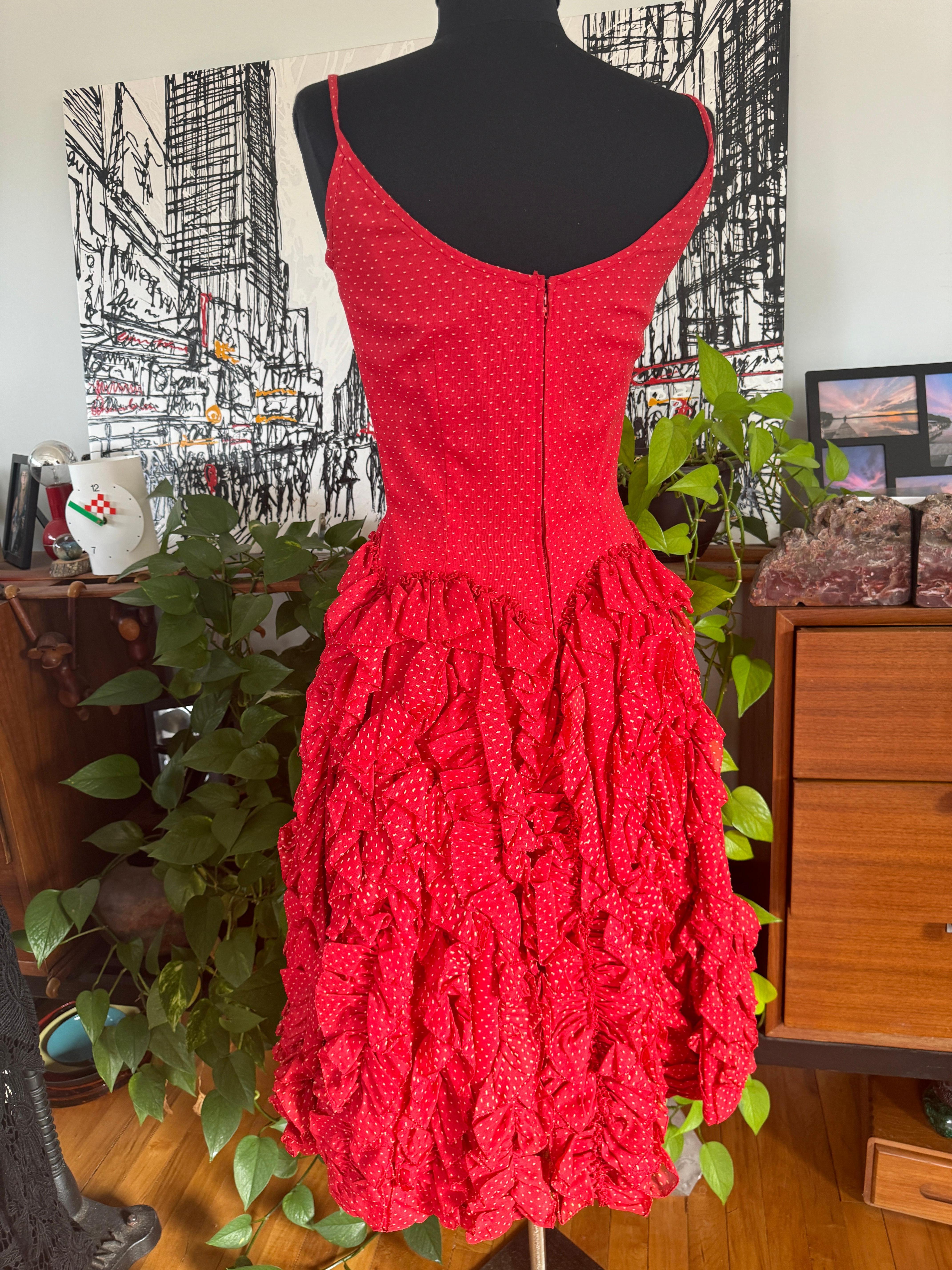 Abito rosso con balze da ballerina di flamenco Party anni '50-'60 in vendita 6