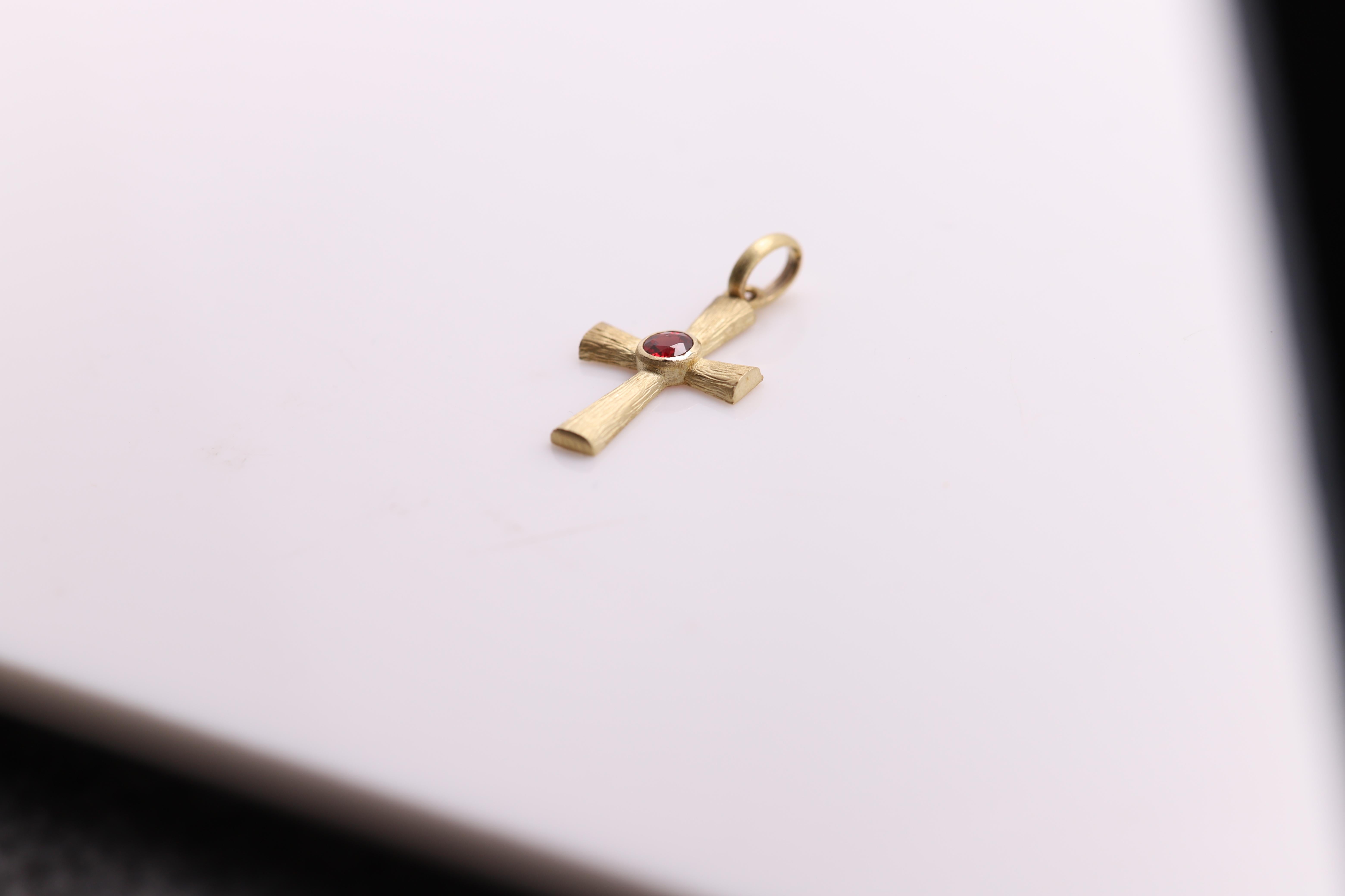 Women's or Men's Red Sapphire Cross Pendant 14 Karat Yellow Gold Natural Red Sapphire For Sale