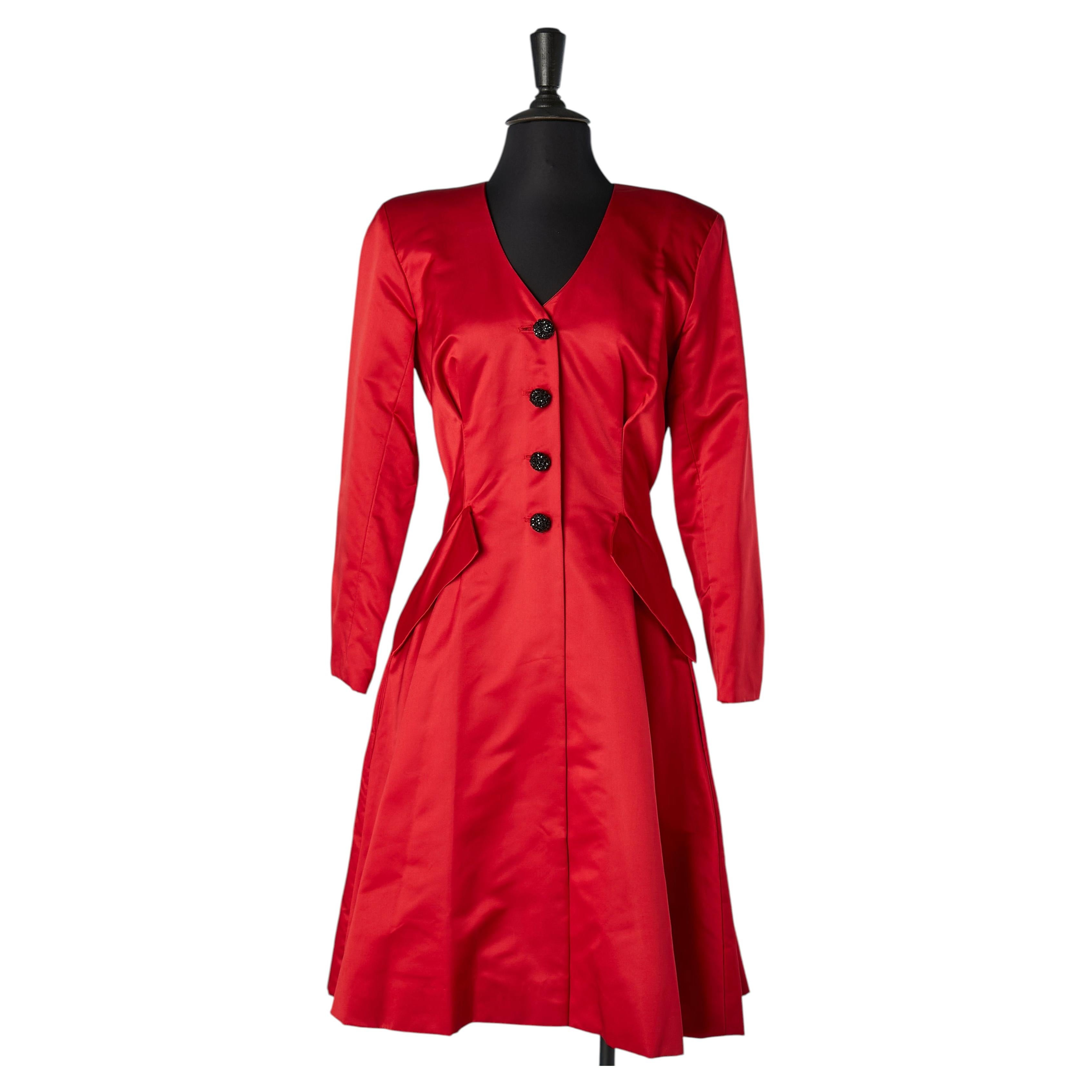 Robe de cocktail en satin rouge VICTOR COSTA en vente