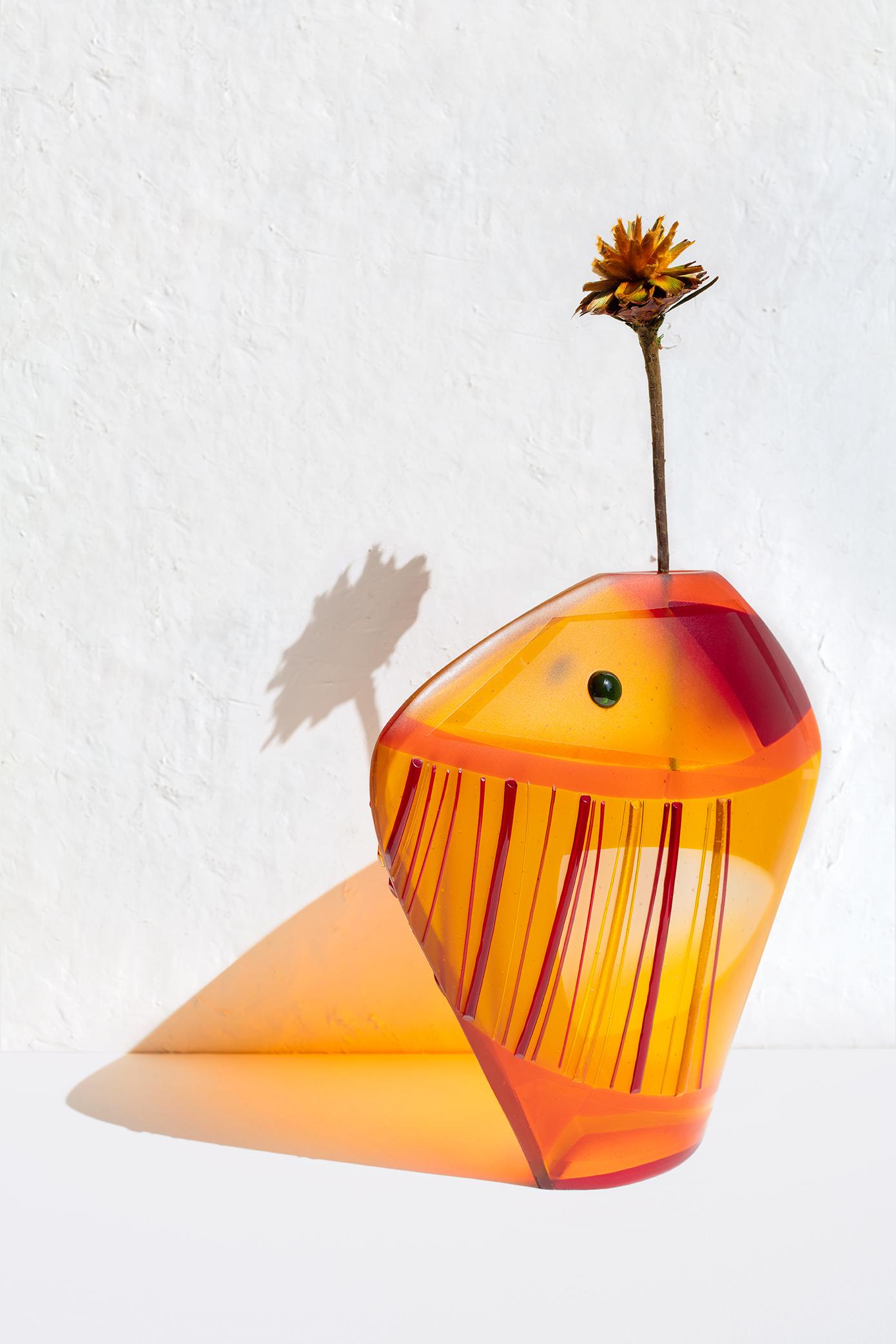 Rotes Meer von Delia Ruiz Malo & 40 Plumas Kunstglas-Fisch-Skulptur (Handgefertigt) im Angebot