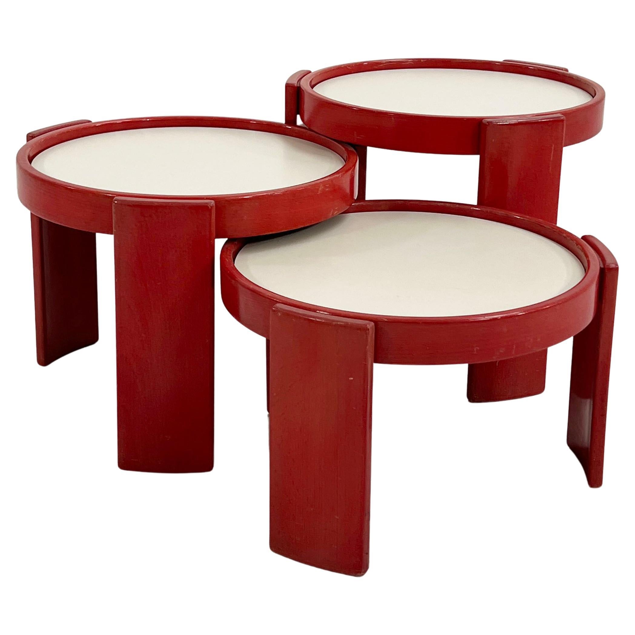 Red Set of Model 780 Nesting Tables by Gianfranco Frattini for Cassina, 1960s
