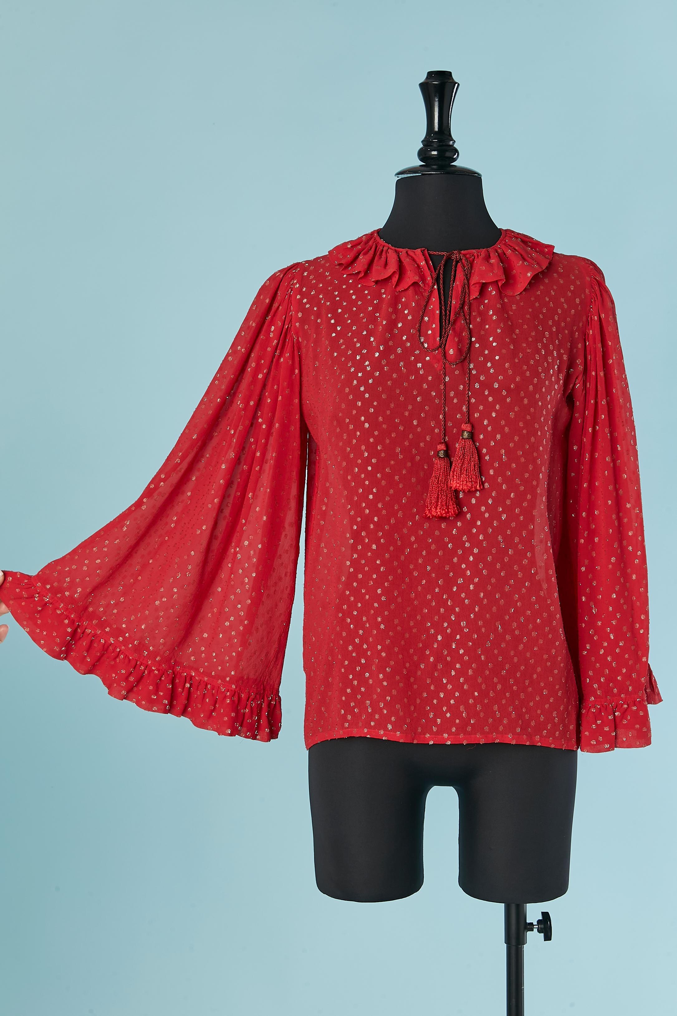 Camicetta in chiffon di seta rossa con collo a balze e nappina Saint Laurent Rive Gauche In condizioni ottime in vendita a Saint-Ouen-Sur-Seine, FR
