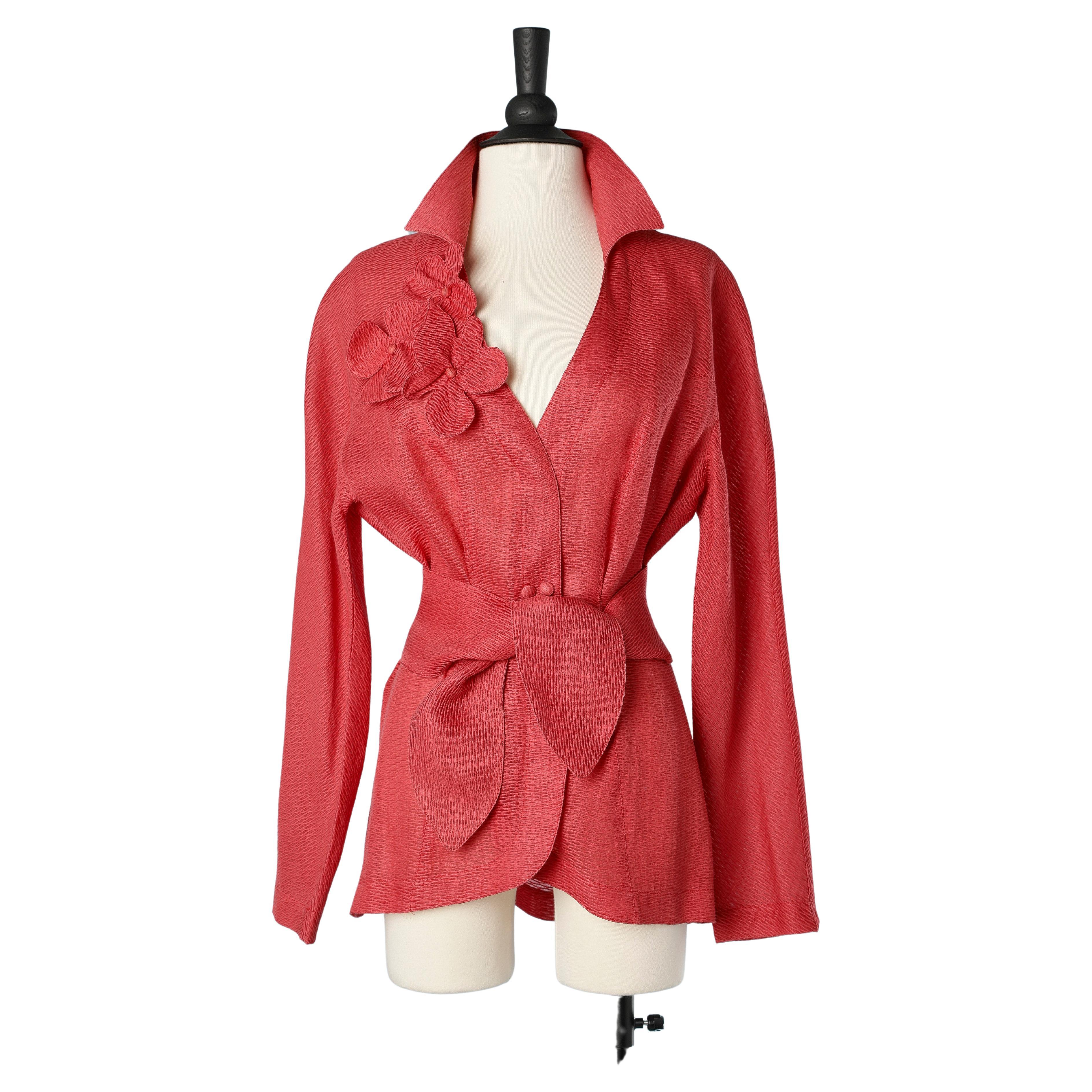 Einreihige rote Seidenjacke mit Blumenapplikation und Grtel Thierry Mugler 