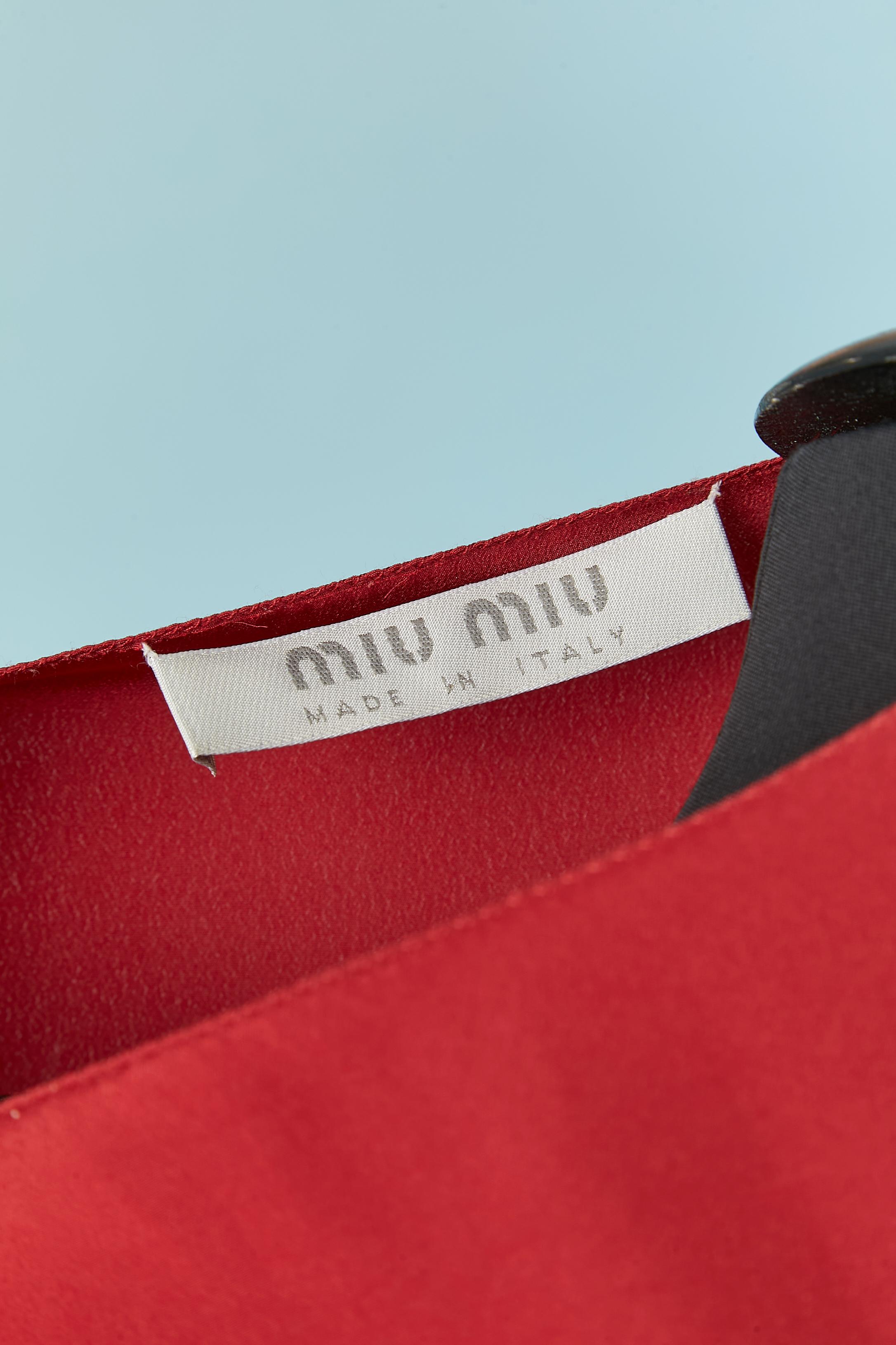 Red silk sleeveless cocktail dress with sunray pleats Miu Miu For Sale 2