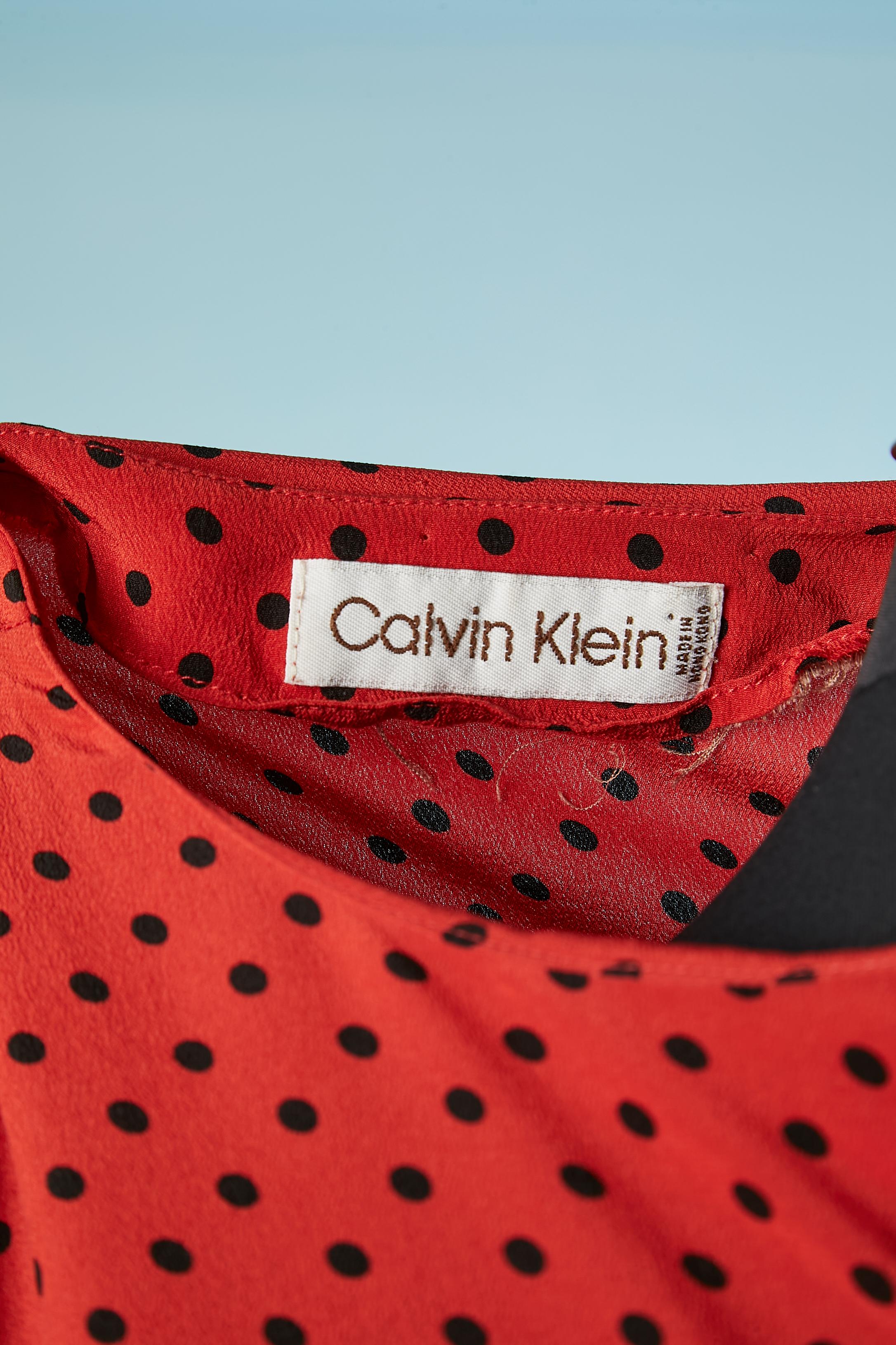 Red silk top and skirt ensemble with black Polka dots Calvin Klein  For Sale 3