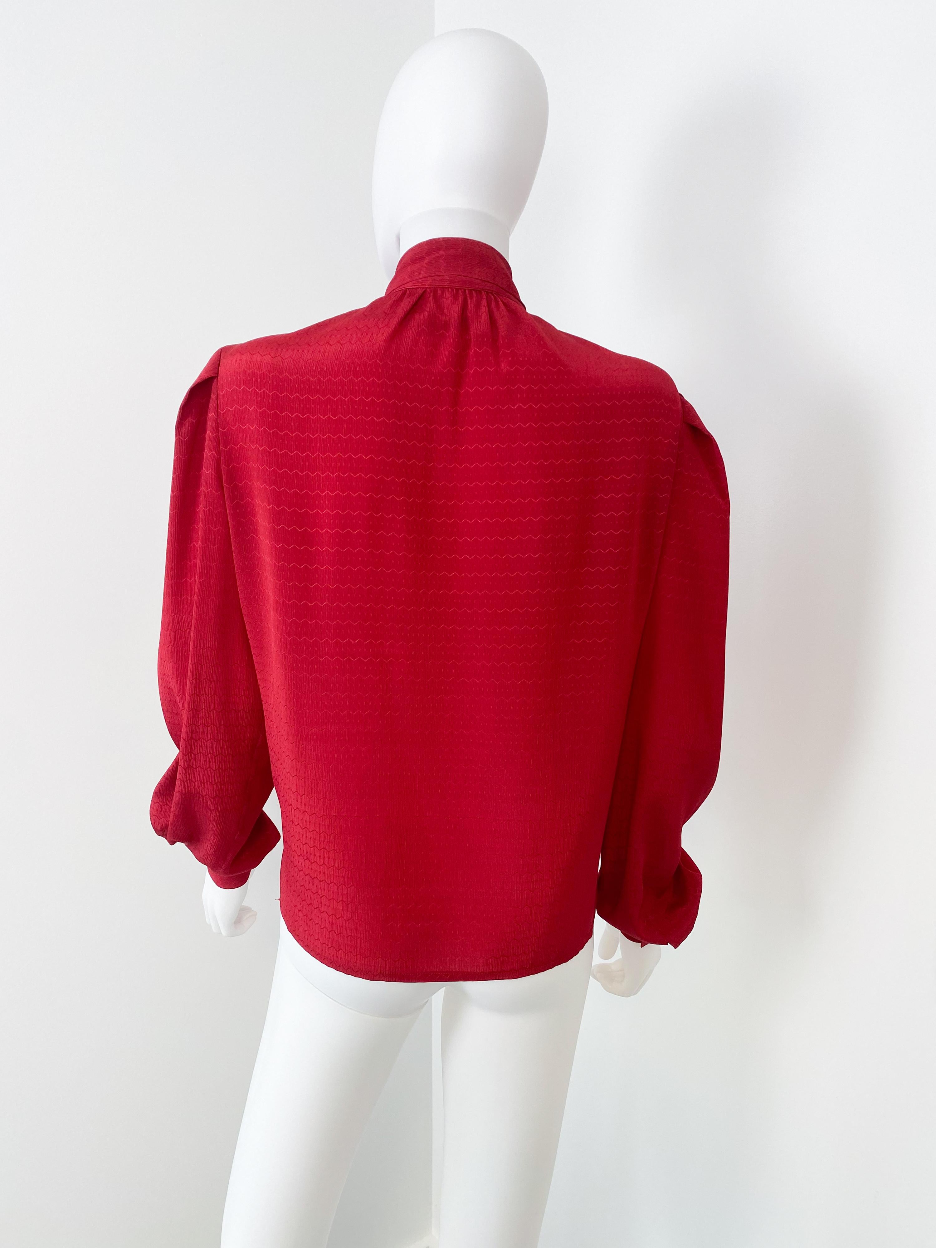 Red Silky Viscose Pussy Bow Blouse Top Size 10/12, 1980s For Sale 4