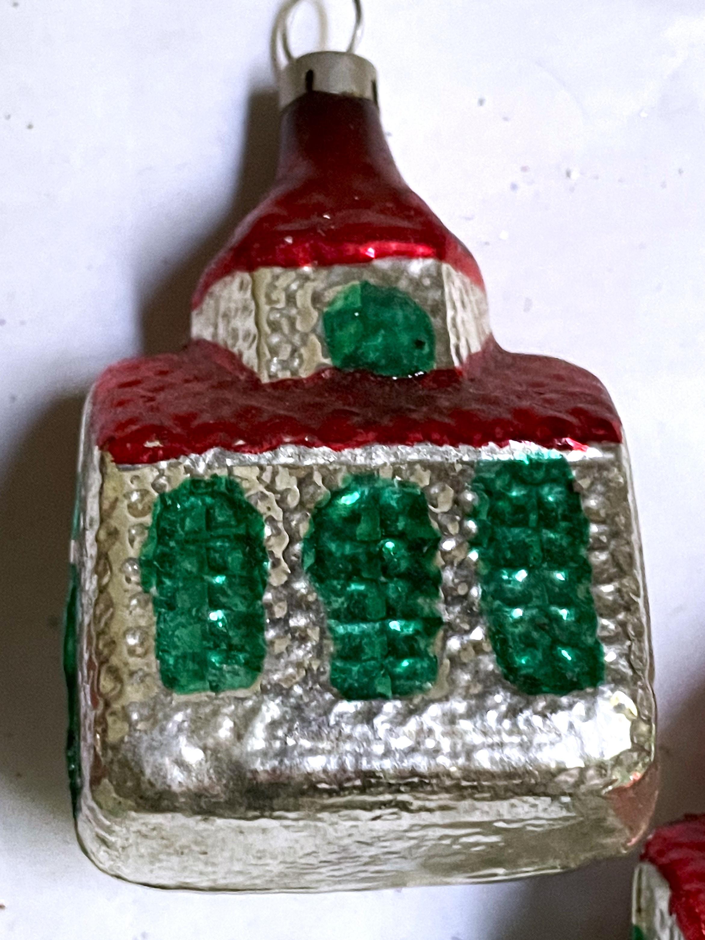 Vetro soffiato Ornamenti per l'albero di Natale della chiesa in vetro soffiato rosso e argento Mercury, lotto di 3 pezzi in vendita