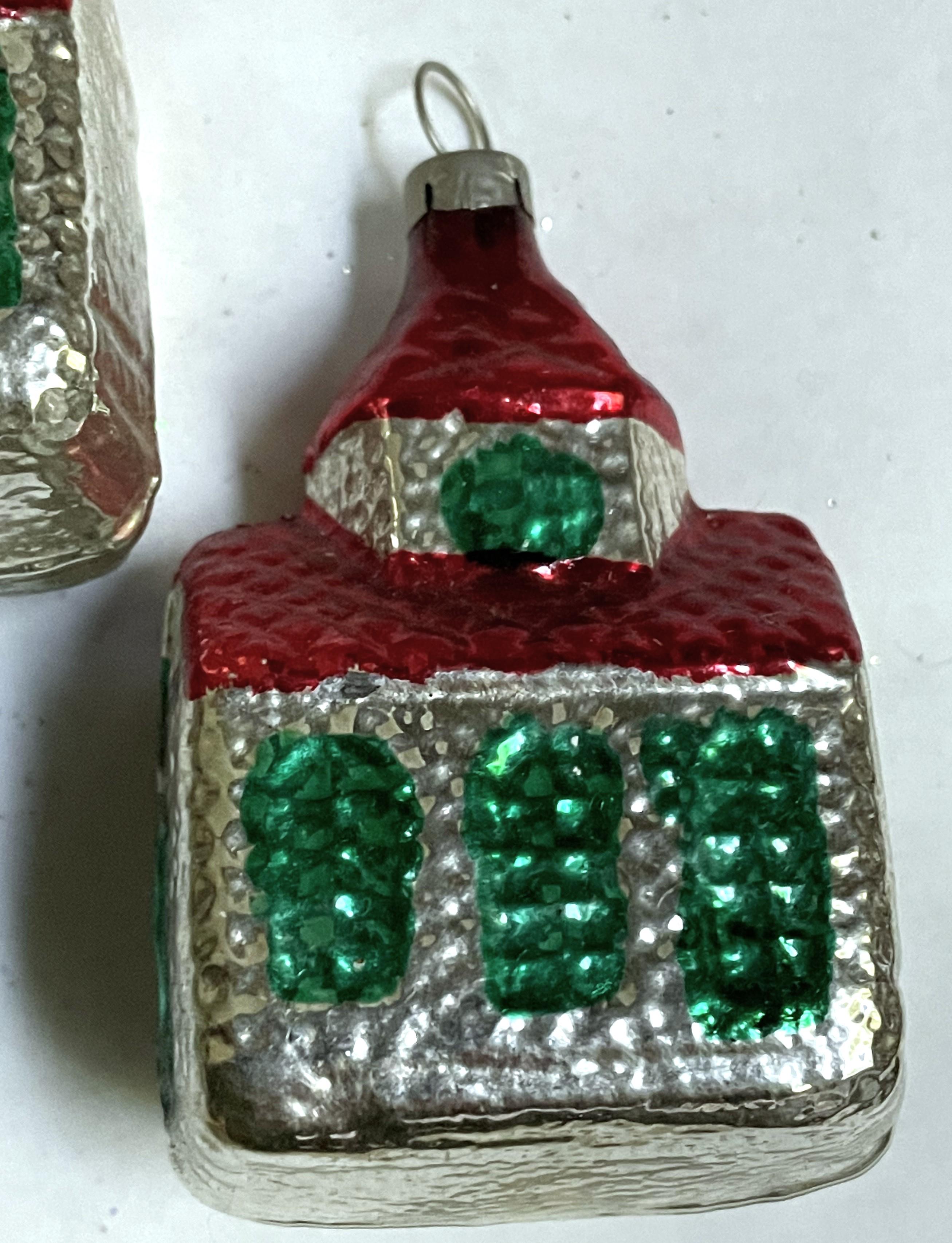 Ornamenti per l'albero di Natale della chiesa in vetro soffiato rosso e argento Mercury, lotto di 3 pezzi in vendita 1