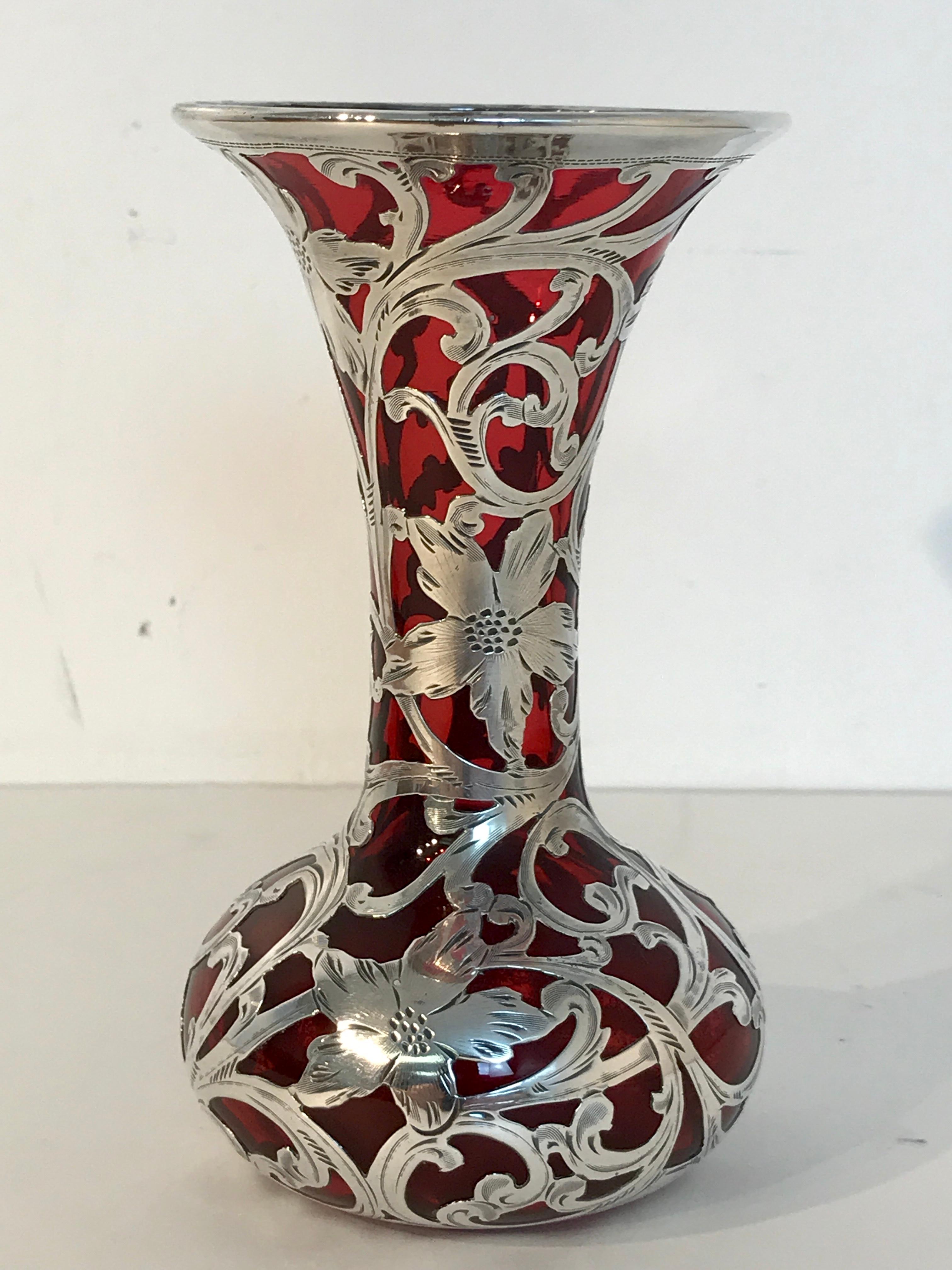Red Silveroverlay Vase, by Alvin Silver Co. In Good Condition In West Palm Beach, FL