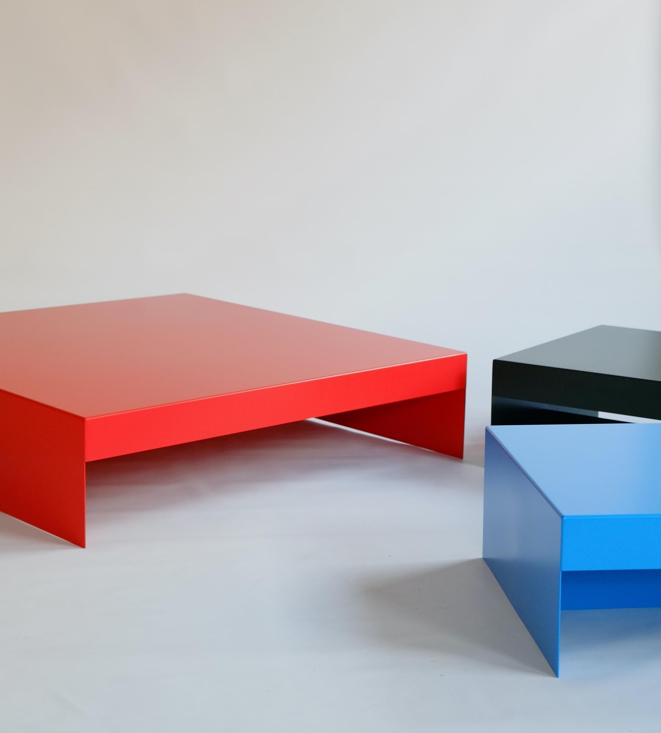 Red Single Form Square Aluminium Coffee Table - Indoor / Outdoor / Customisable For Sale 5