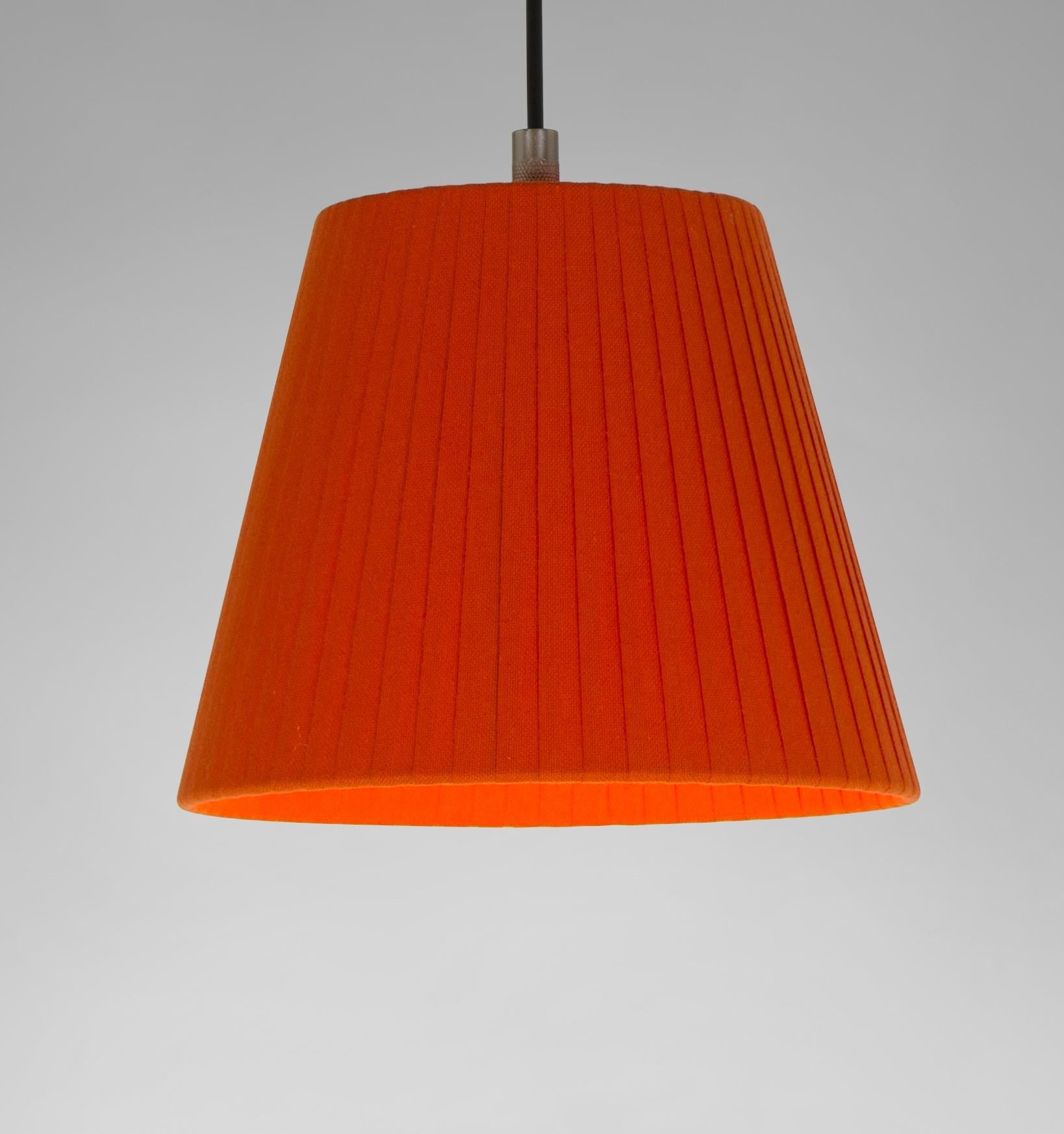 Modern Red Sísísí Cónicas Pt1 Pendant Lamp by Santa & Cole For Sale