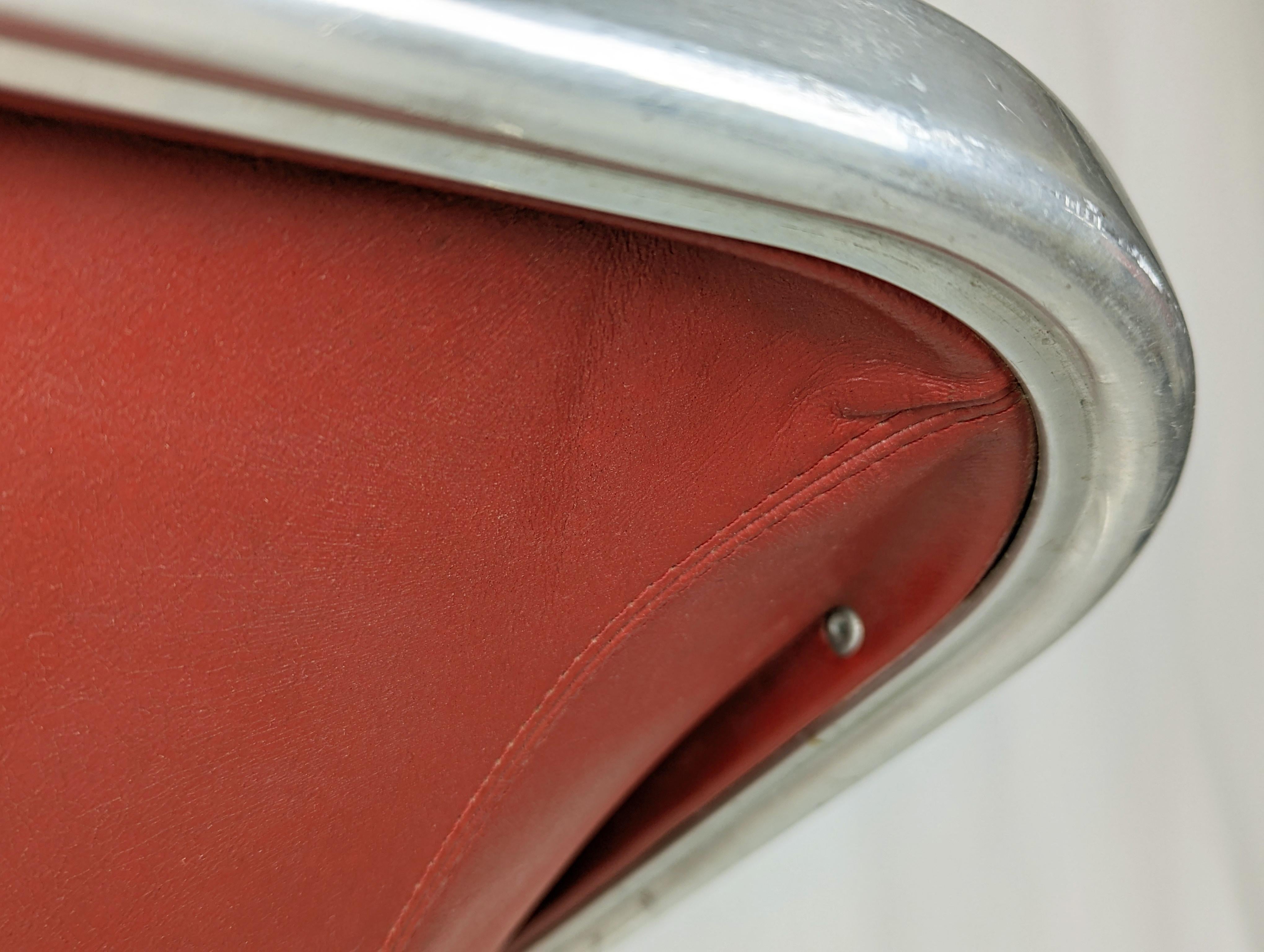 red skai & aluminum 1969 folding chair Plona by G. Piretti for Anonima Castelli For Sale 5