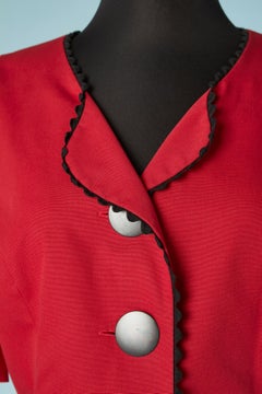 Red skirt-suit with short sleeves Blanc D'Ivoire Circa 1980's