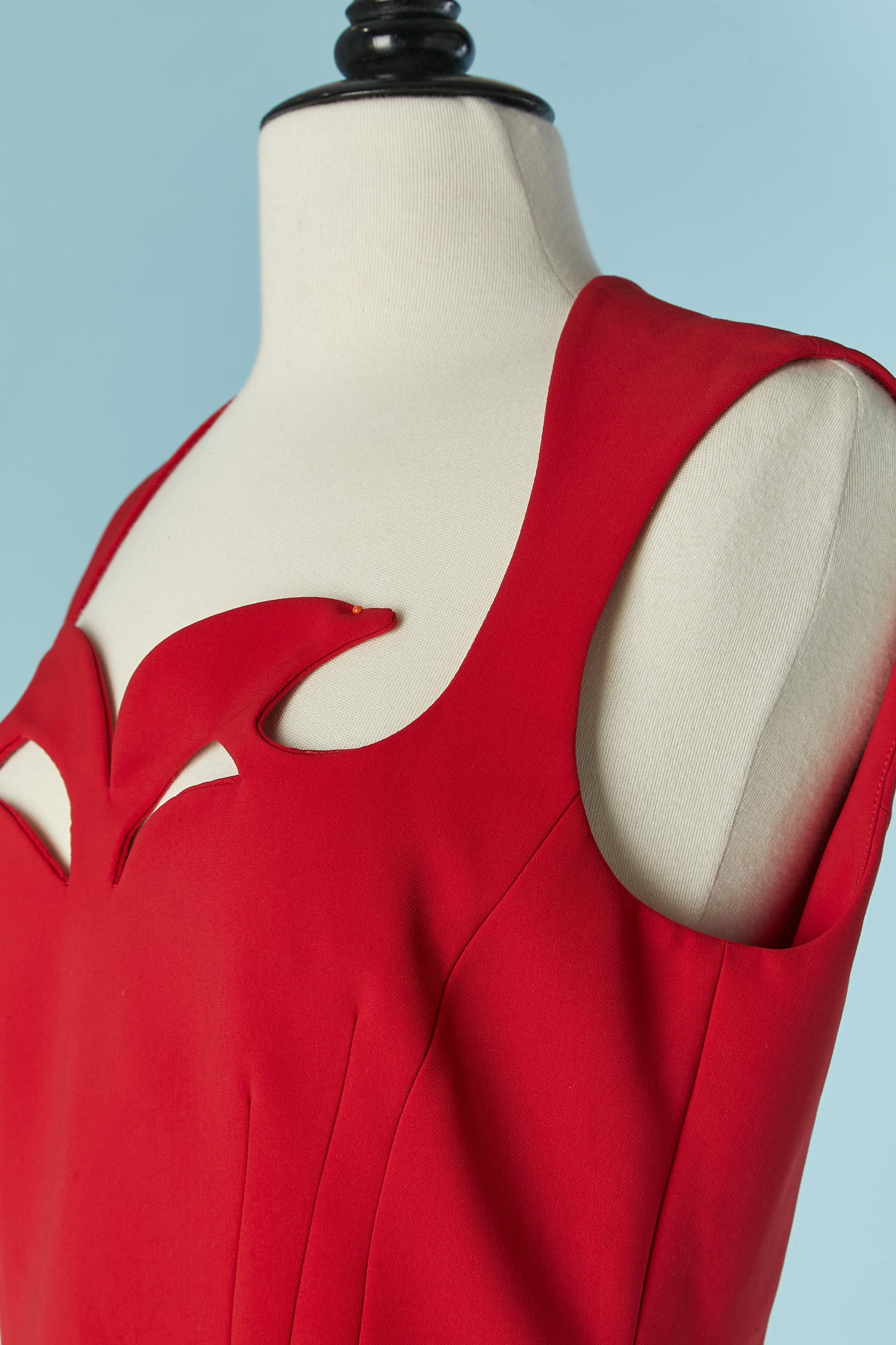 Red sleeveless cocktail dress with cut-work MOSCHINO COUTURE New Neuf - En vente à Saint-Ouen-Sur-Seine, FR