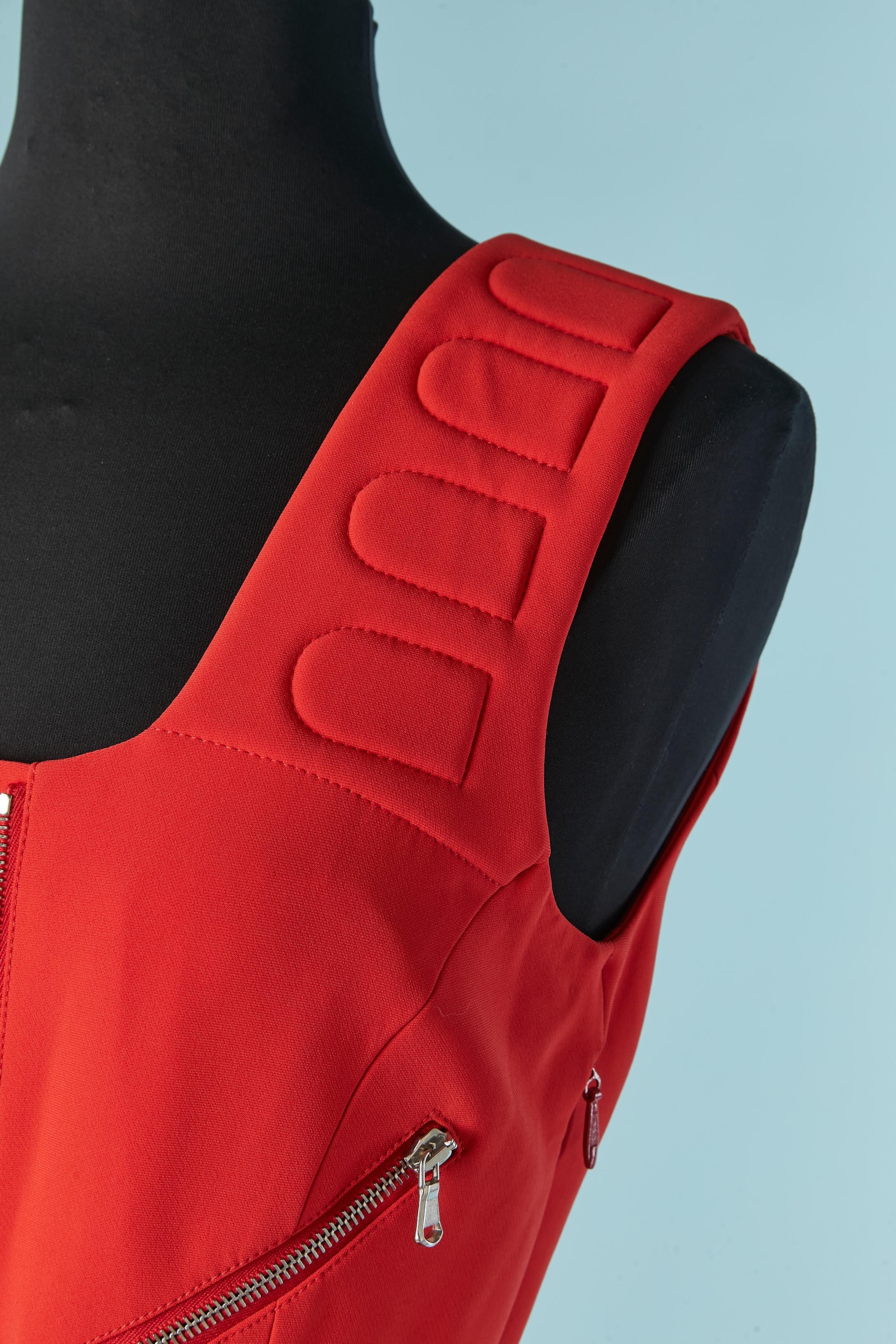 Red sleeveless dress with zip MOSCHINO COUTURE New Neuf - En vente à Saint-Ouen-Sur-Seine, FR