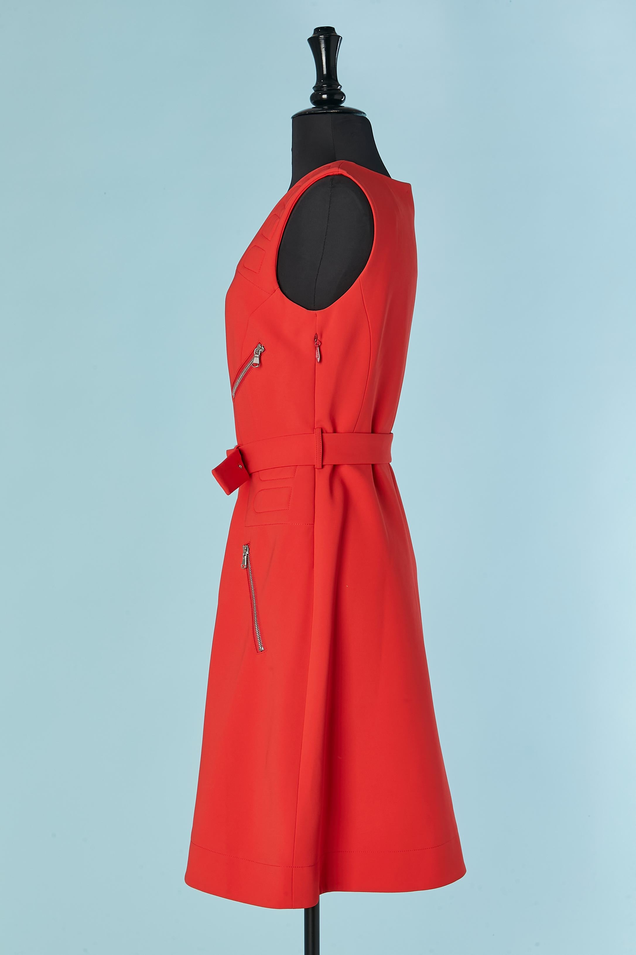 Red sleeveless dress with zip MOSCHINO COUTURE New Pour femmes en vente
