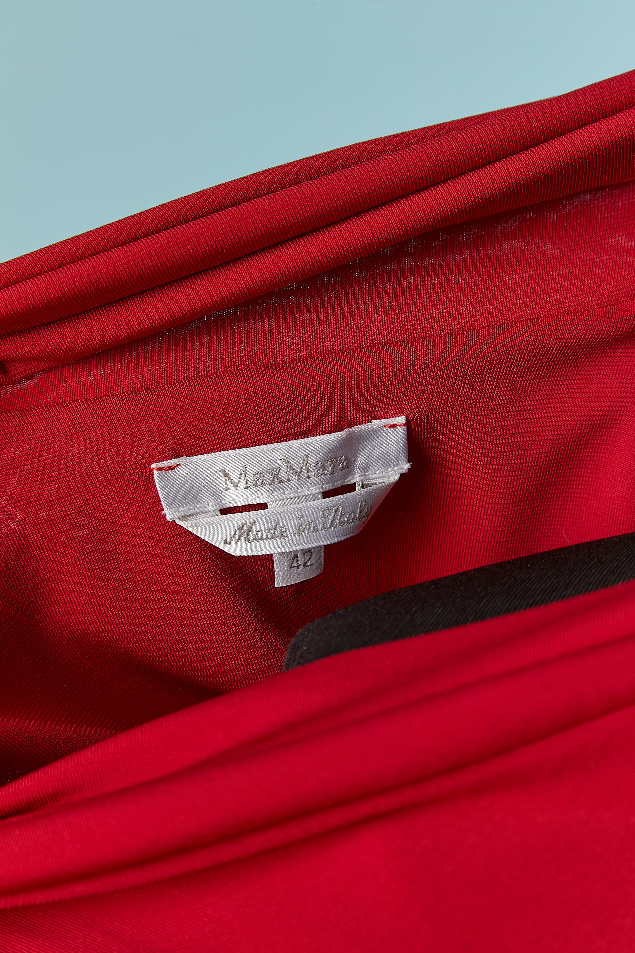 Red sleeveless jersey dress with red buckle Max Mara For Sale 2