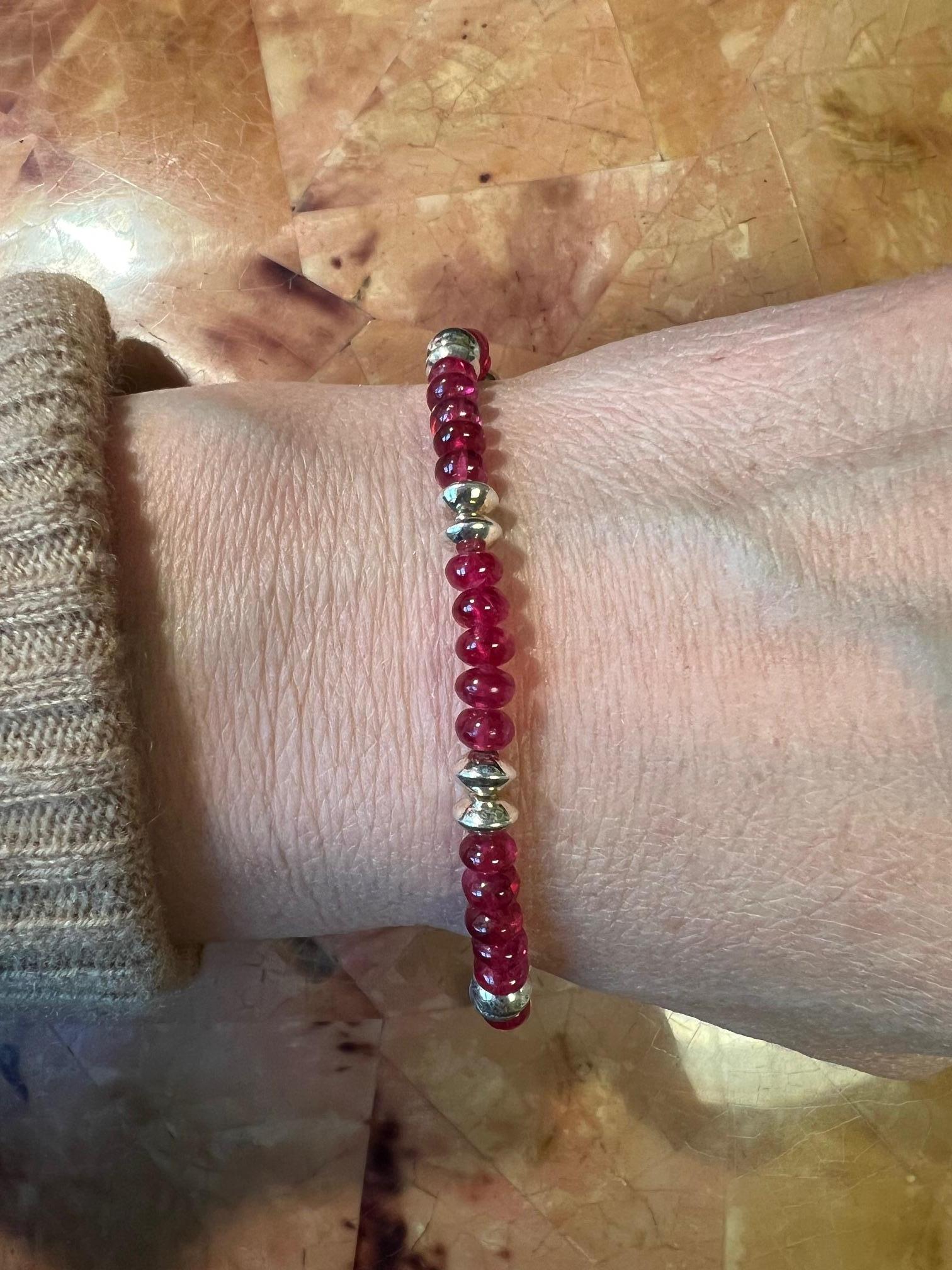 Red Spinel 49ct Beads Sterling Silver Stretch Bracelet For Sale 1