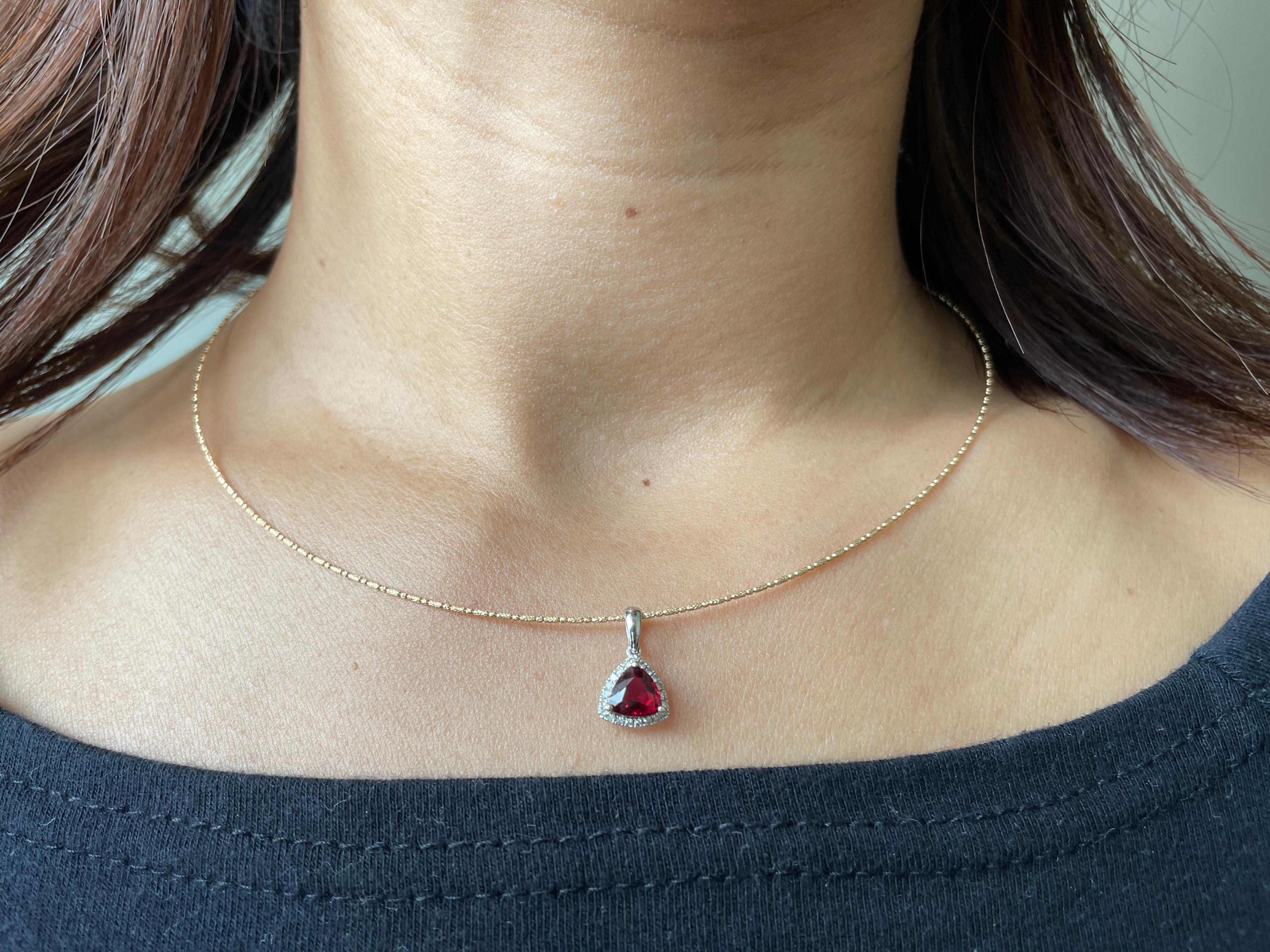 Colgante de espinela roja y diamantes naturales Art Decó en venta