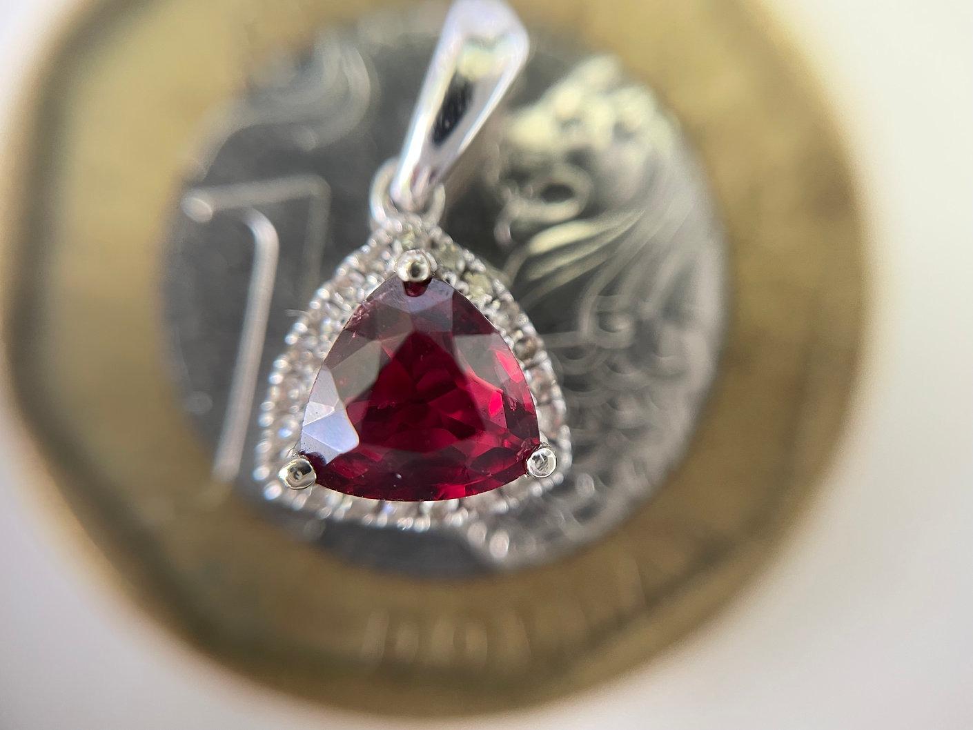 Colgante de espinela roja y diamantes naturales en venta 3