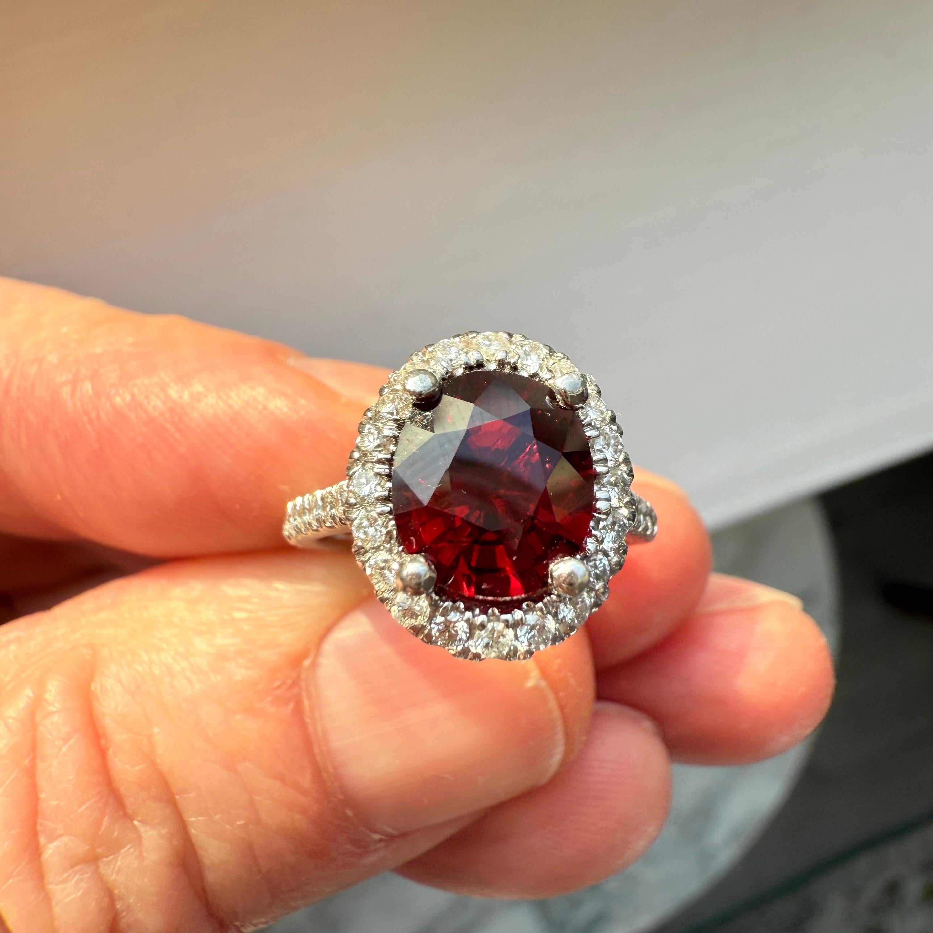 Red Spinel Diamond Halo Platinum Ring 2.47 cts Oval In Good Condition In Beverly Hills, CA