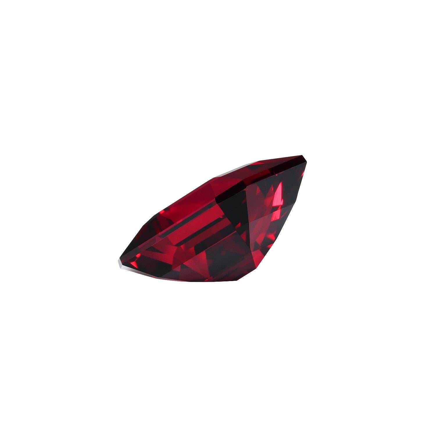 Contemporary Red Spinel Ring Stone 5 Carat Emerald Cut Unmounted Loose Gemstone For Sale