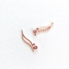 Boucles d'oreilles pendantes en forme de vague en spinelle rouge 18 carats de 3/4 po.