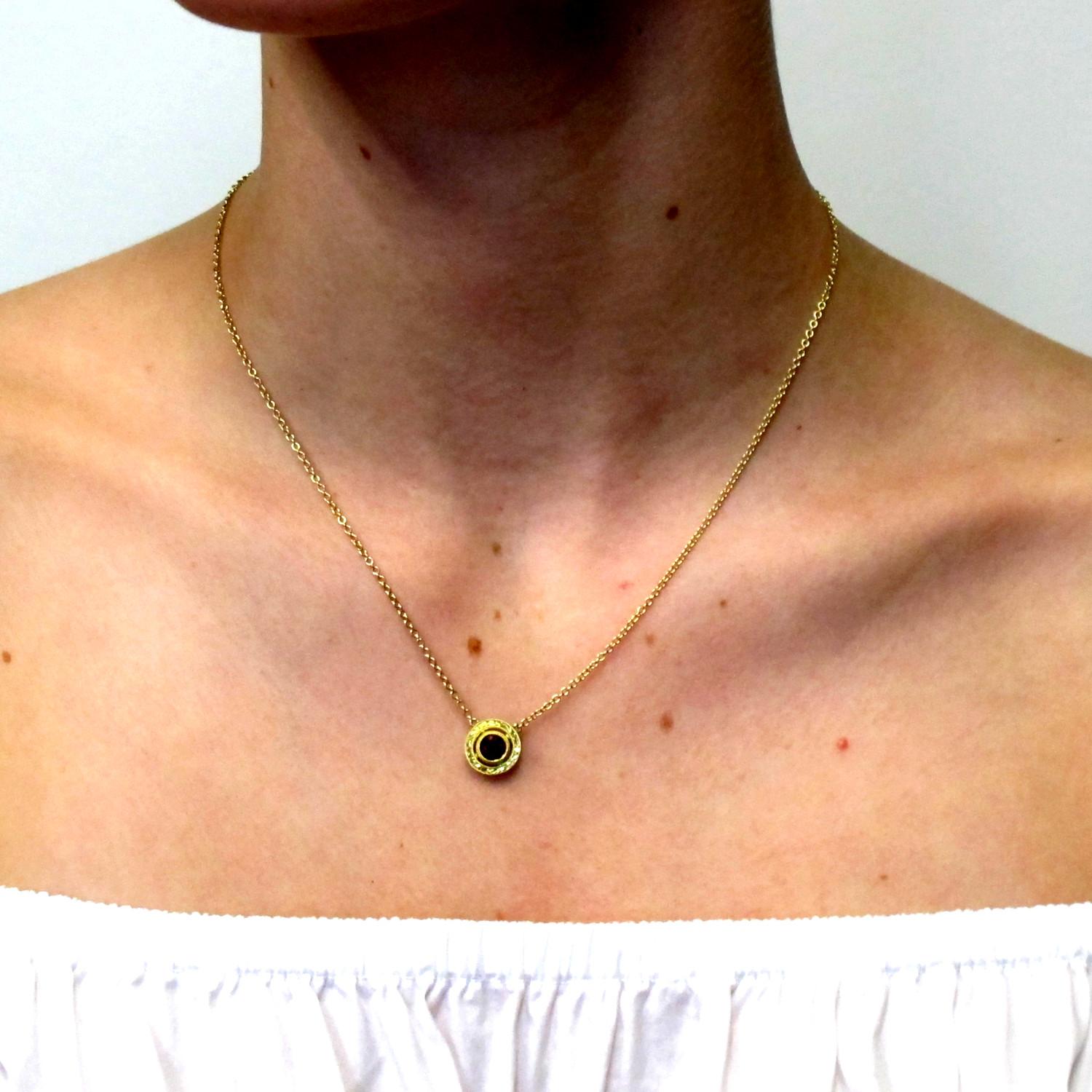 Red Spinel Necklace with Hand Engraved Yellow Gold Halo and Adjustable Chain  For Sale 1