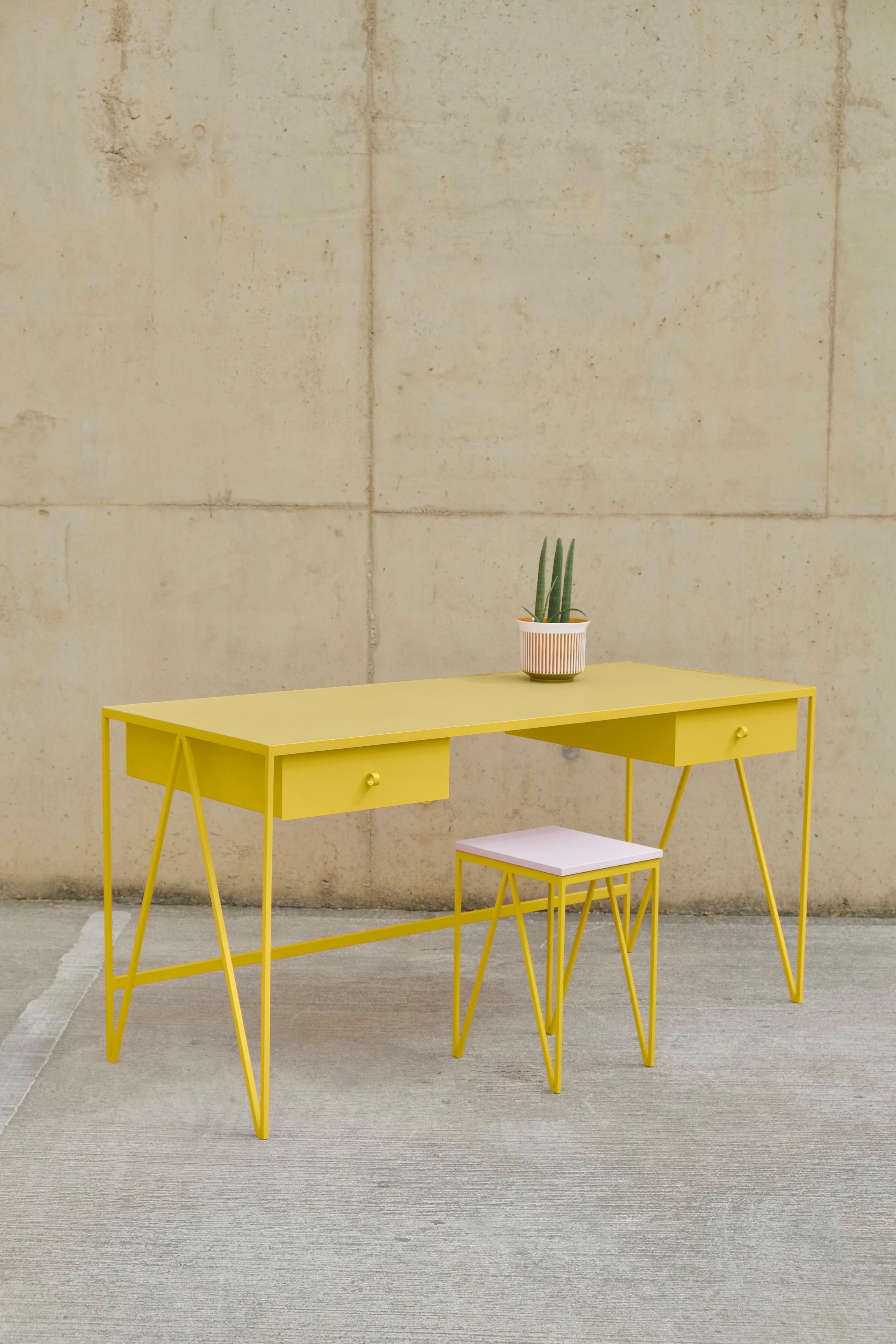 Red Steel Contemporary Study Desk with Two Drawers - Customizable In New Condition For Sale In Leicester, GB