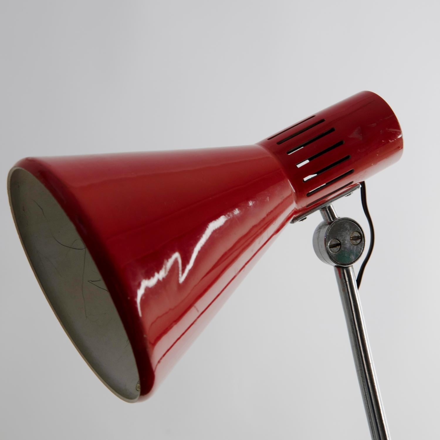 Red Stilnovo mod. 8042 Desk Lamp from the 1950s 2