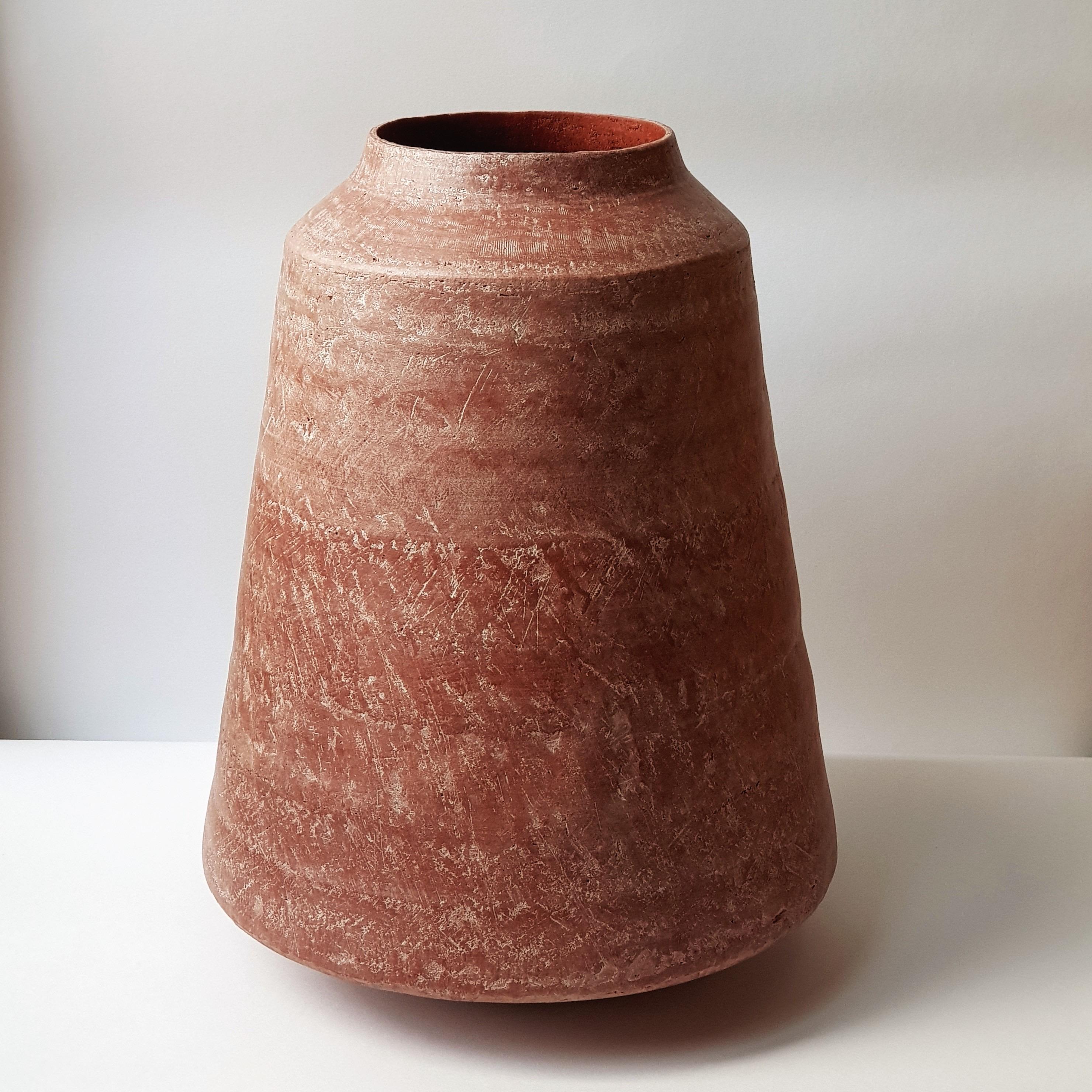 Red Stoneware Kados Vase by Elena Vasilantonaki For Sale 1