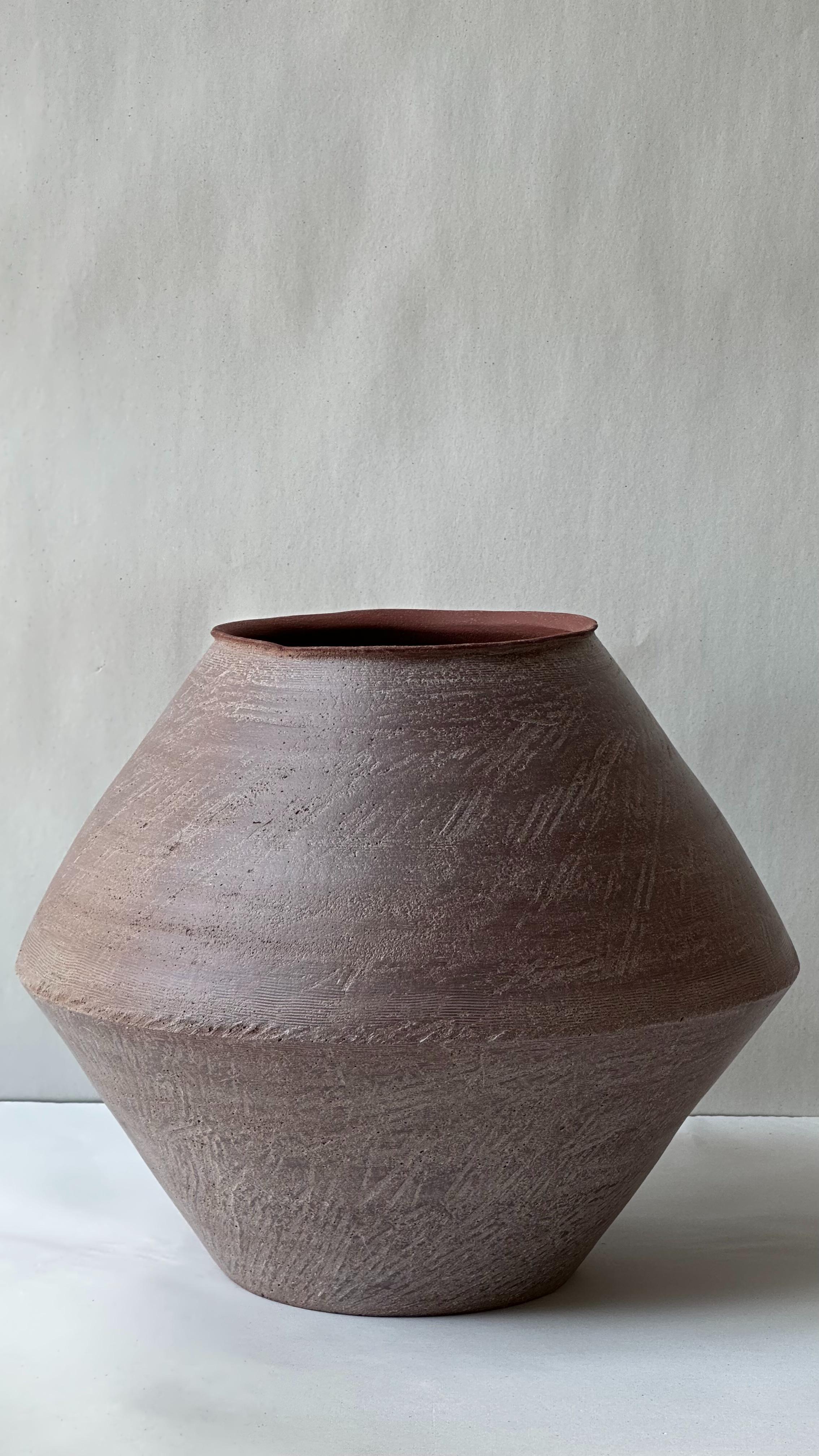 Red Stoneware Sfondyli I Vase by Elena Vasilantonaki For Sale 5